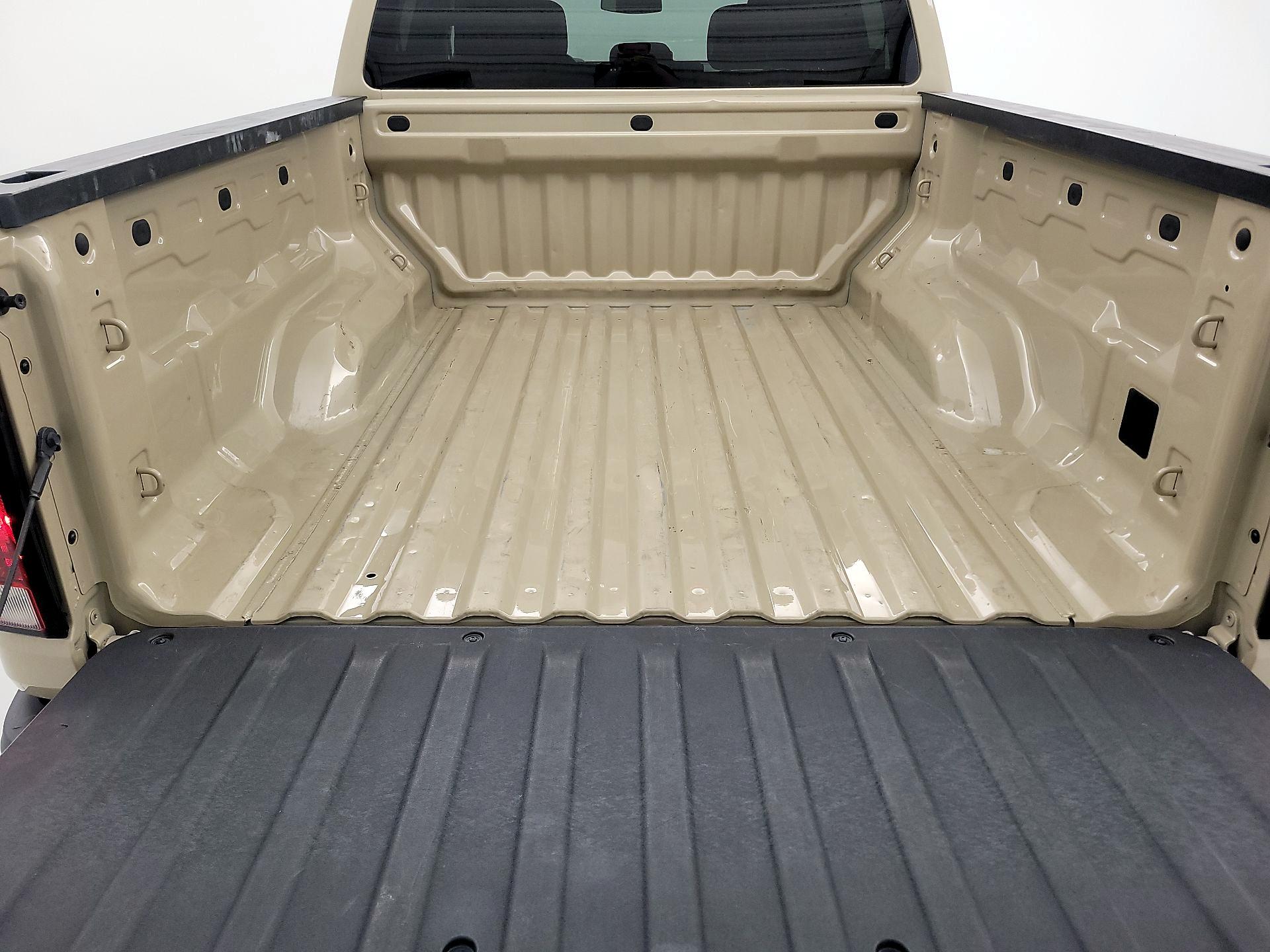 Thumbnail: 2023 Chevrolet Colorado - 20