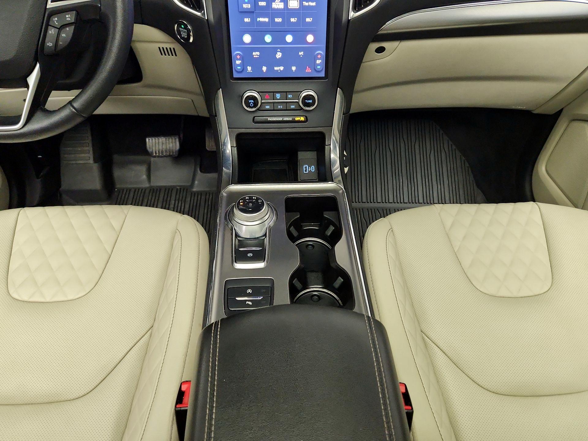 Thumbnail: 2023 Ford Edge - 18