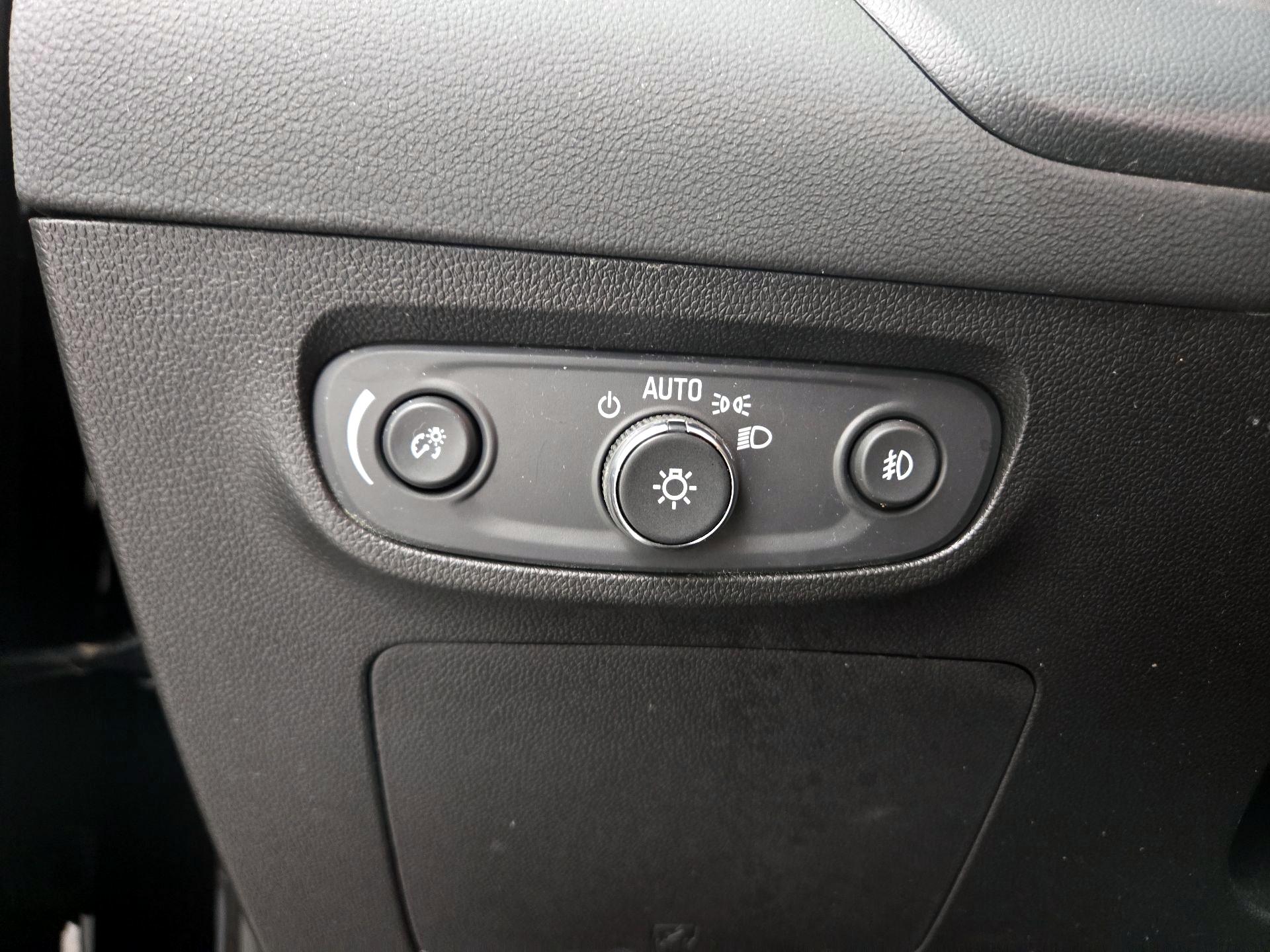 Thumbnail: 2023 Buick Encore GX - 13