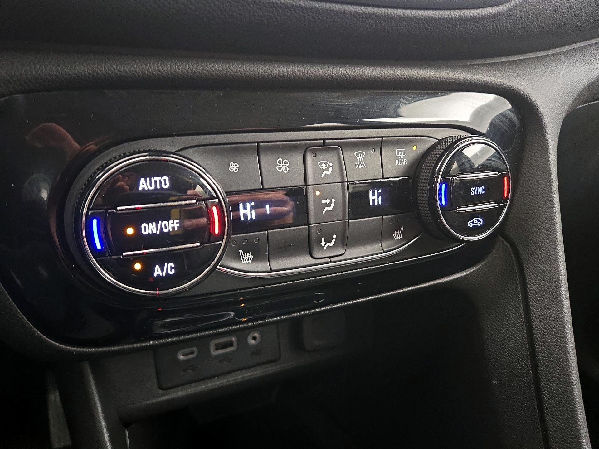 Thumbnail: 2023 Buick Encore GX - 16