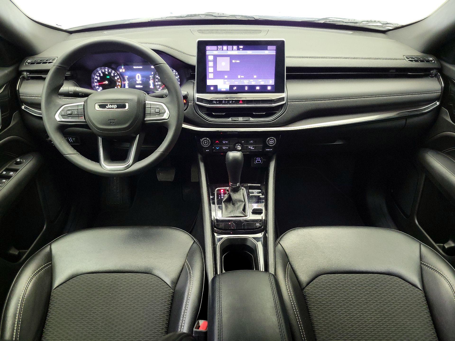 Thumbnail: 2023 Jeep Compass - 9