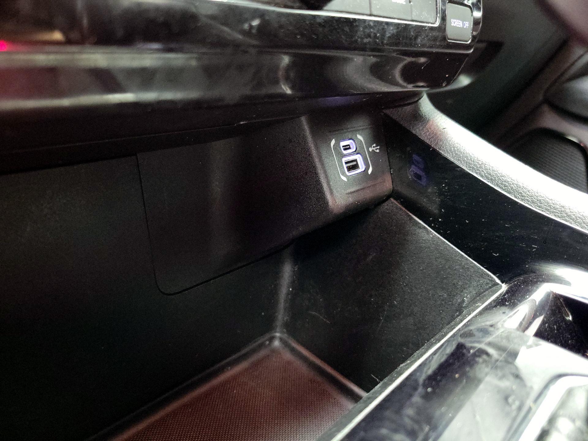 Thumbnail: 2023 Jeep Compass - 18