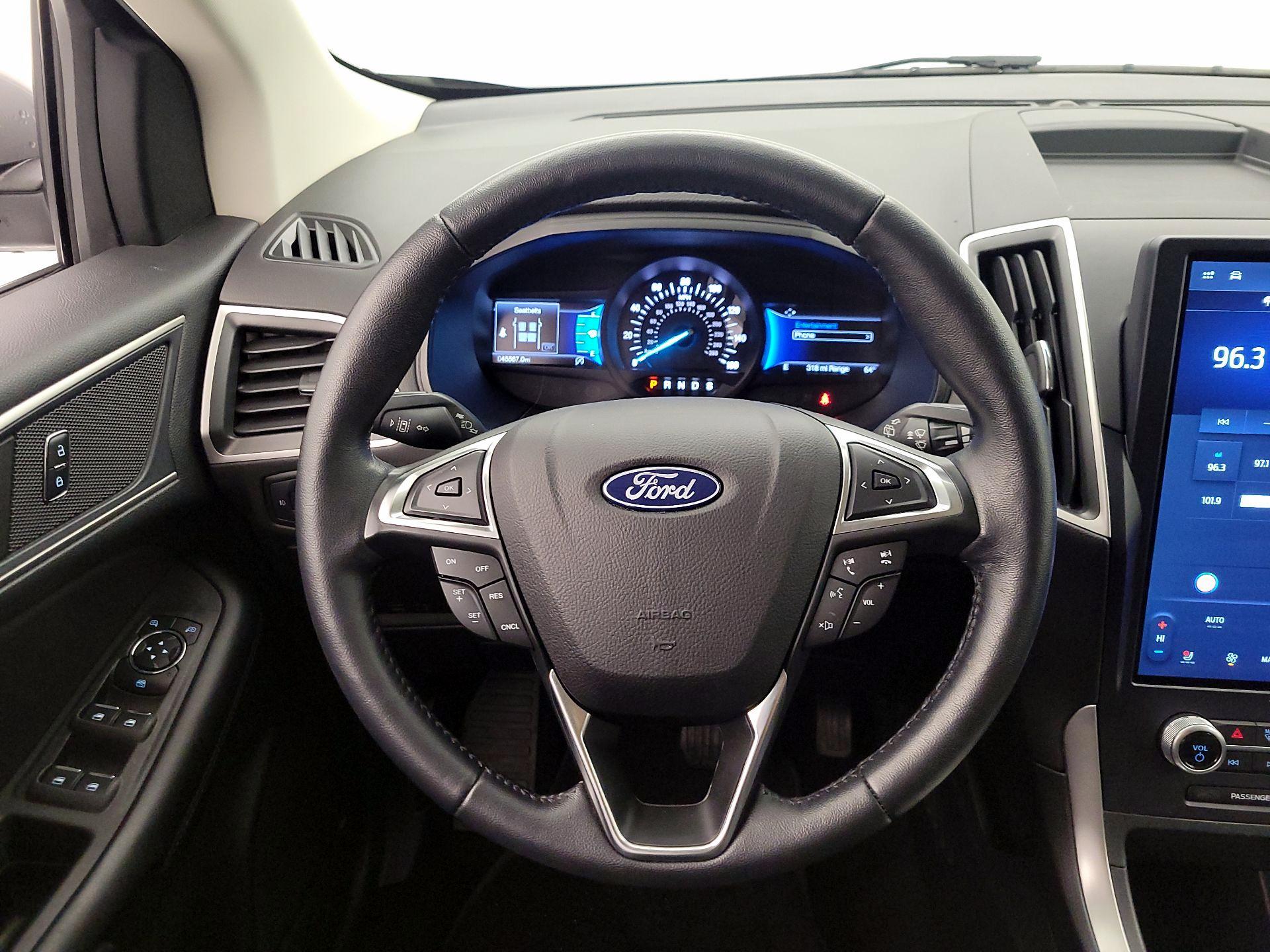 Thumbnail: 2023 Ford Edge - 10