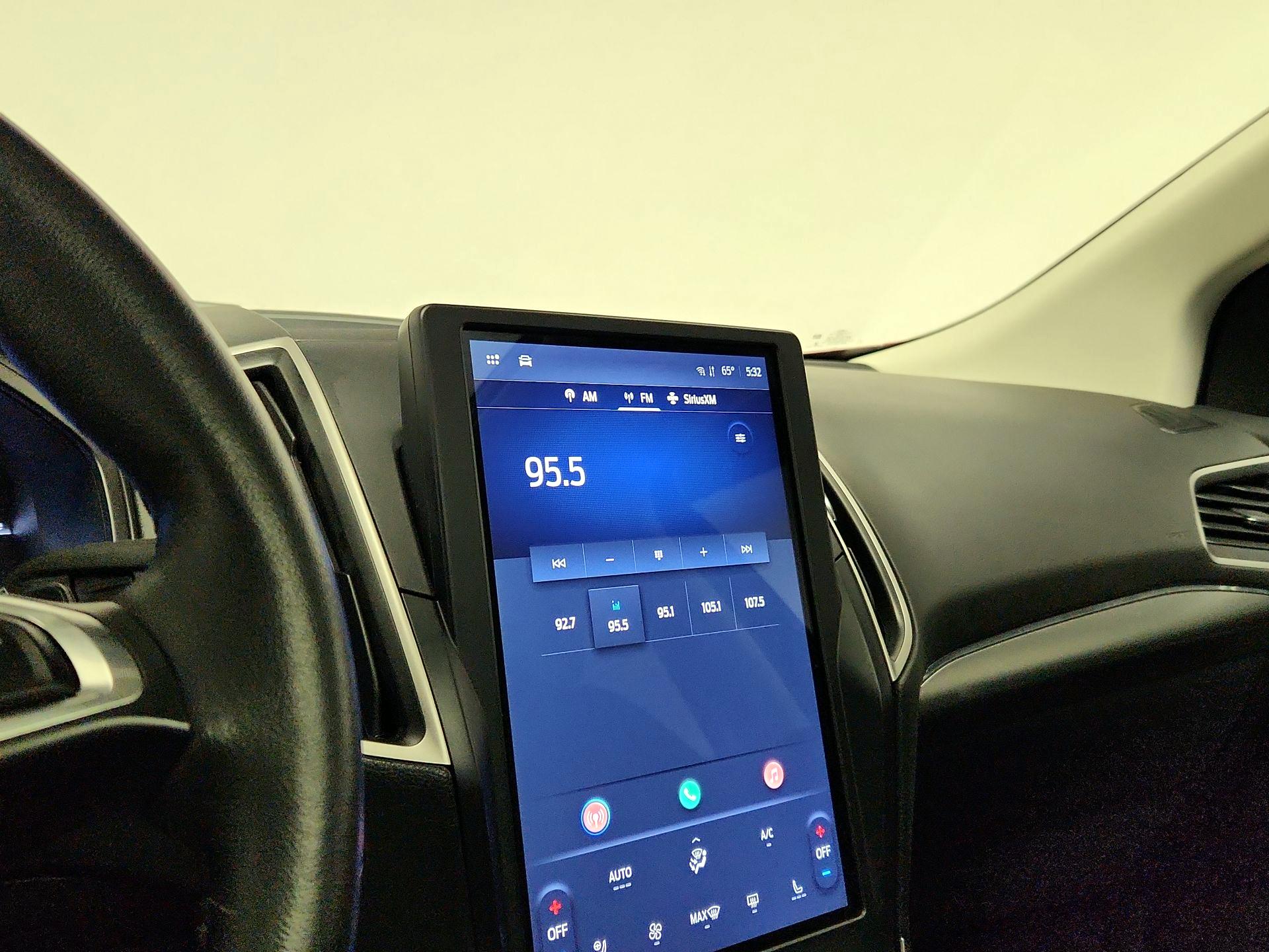 Thumbnail: 2022 Ford Edge - 15