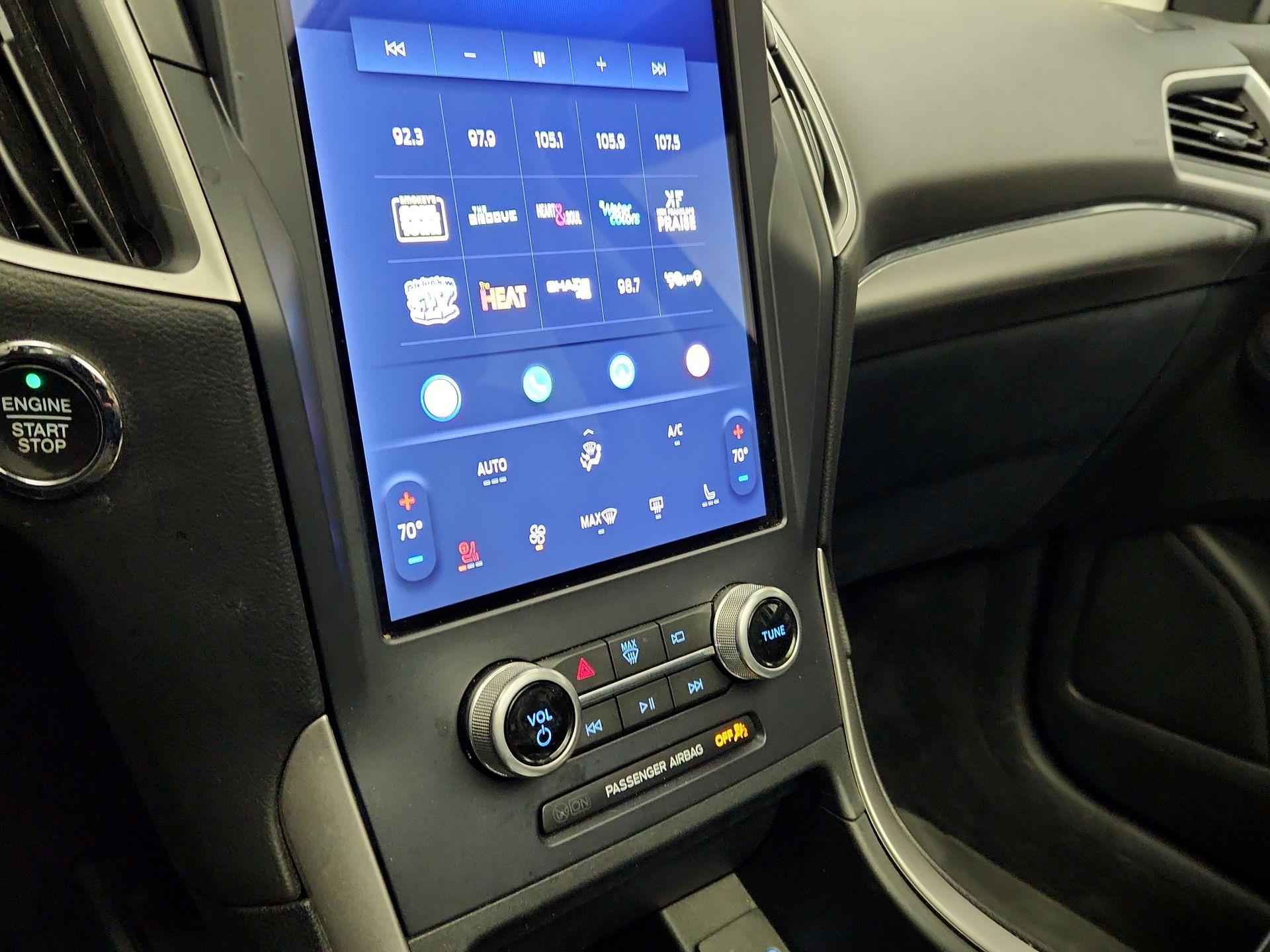 Thumbnail: 2022 Ford Edge - 17