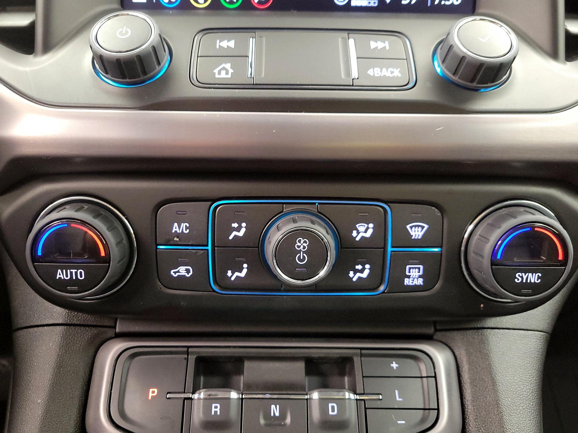 Thumbnail: 2023 GMC Acadia - 17