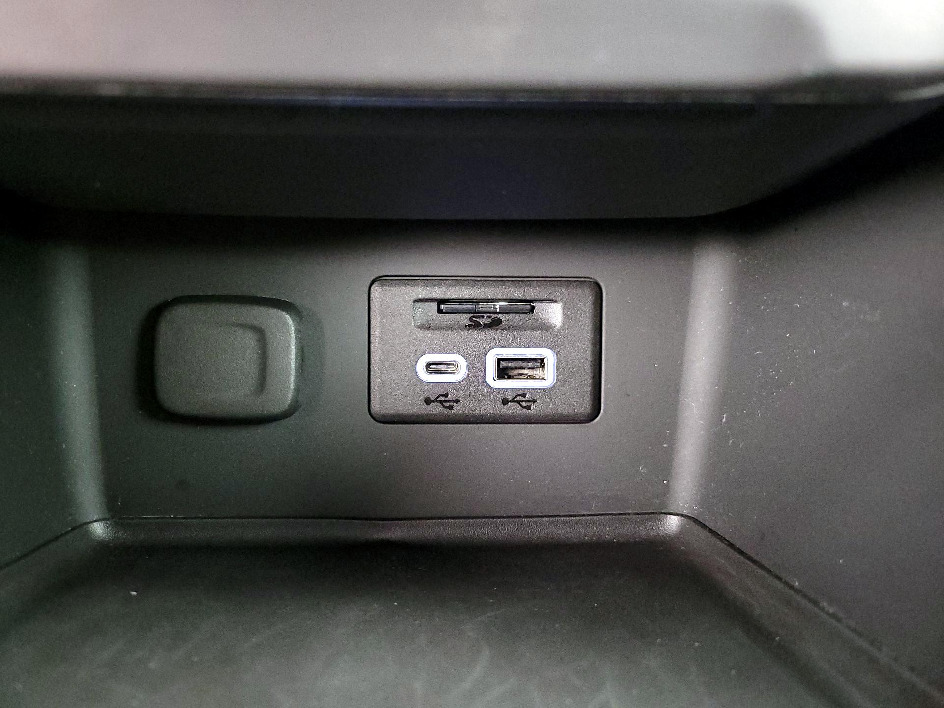 Thumbnail: 2023 GMC Acadia - 19