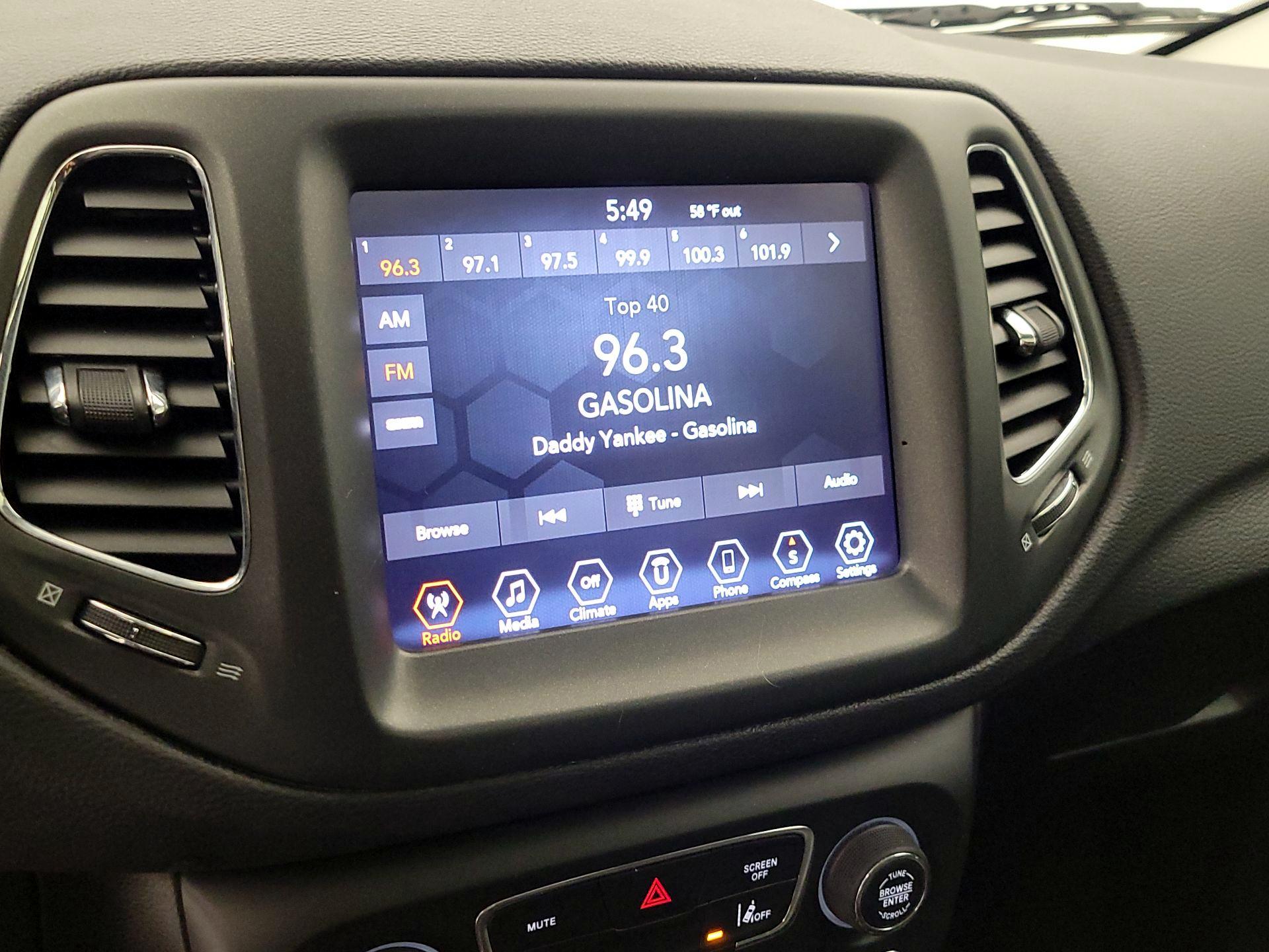 Thumbnail: 2021 Jeep Compass - 15