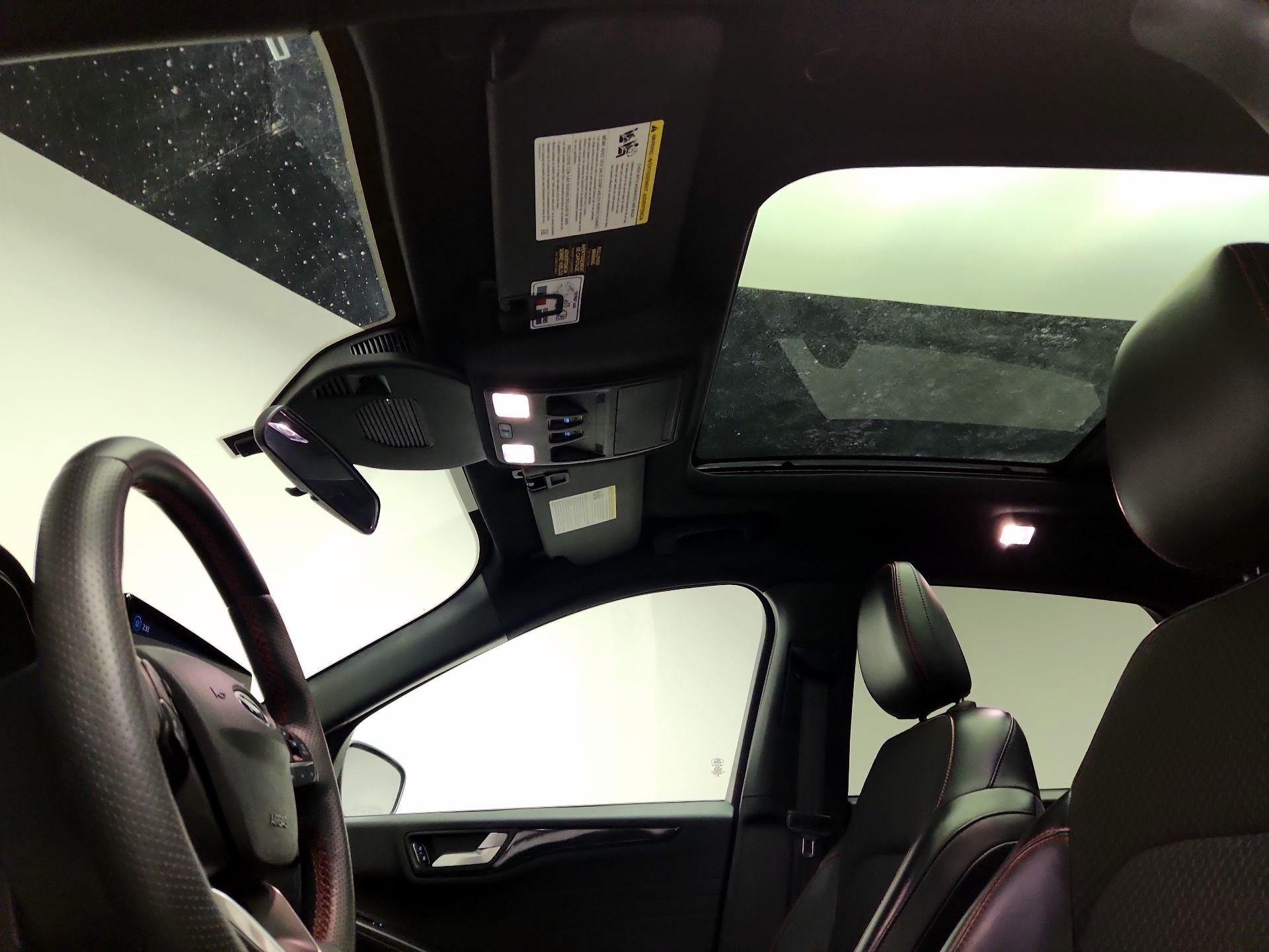 Thumbnail: 2023 Ford Escape - 20