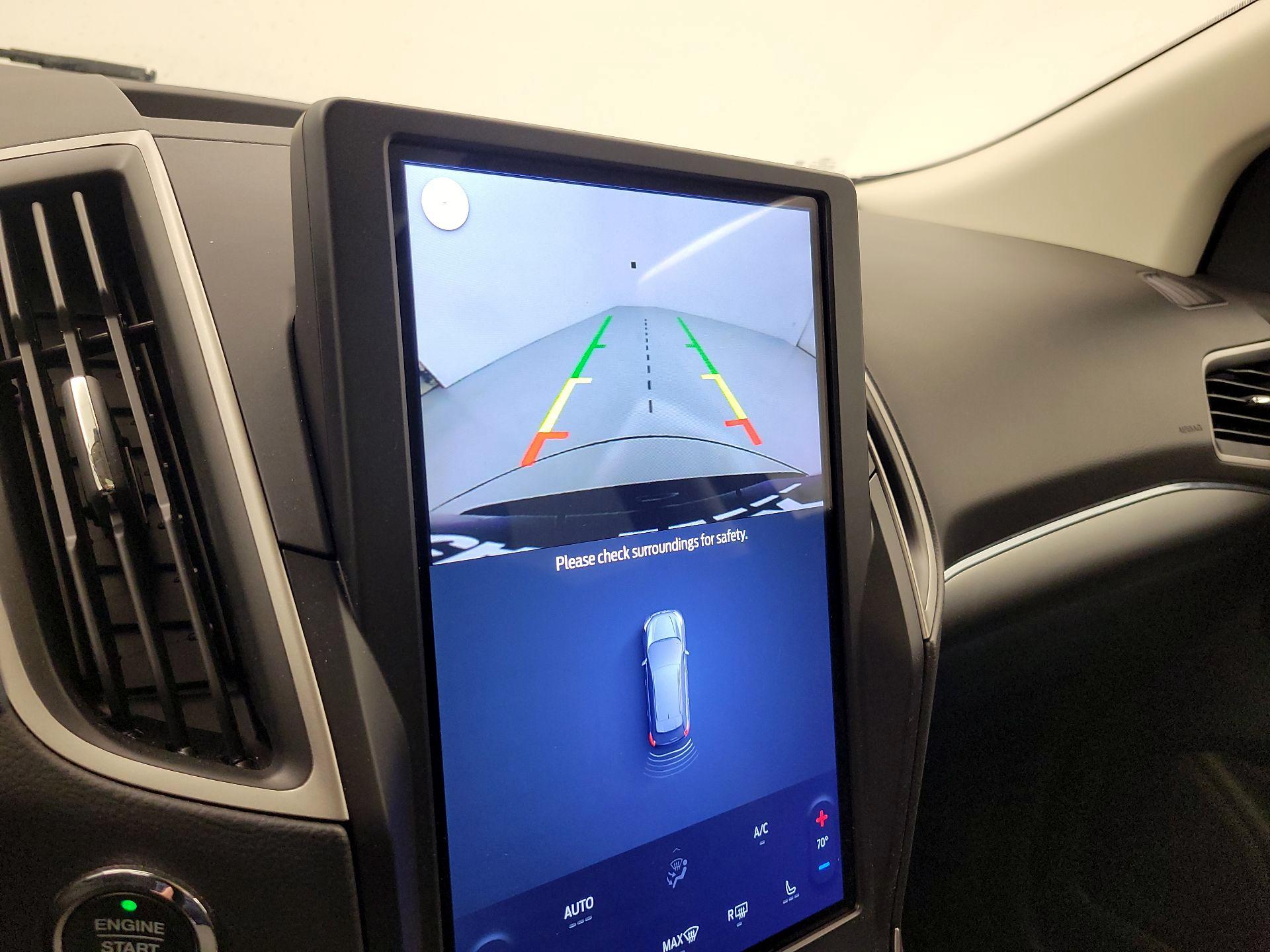 Thumbnail: 2022 Ford Edge - 14