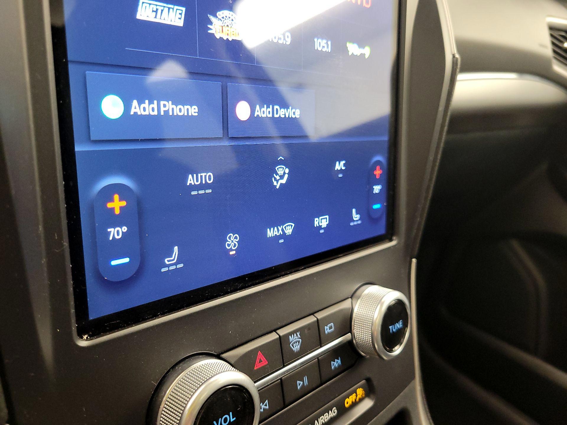 Thumbnail: 2022 Ford Edge - 16