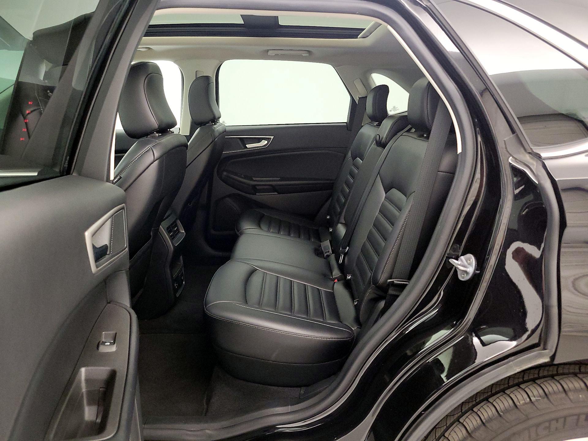 Thumbnail: 2022 Ford Edge - 20