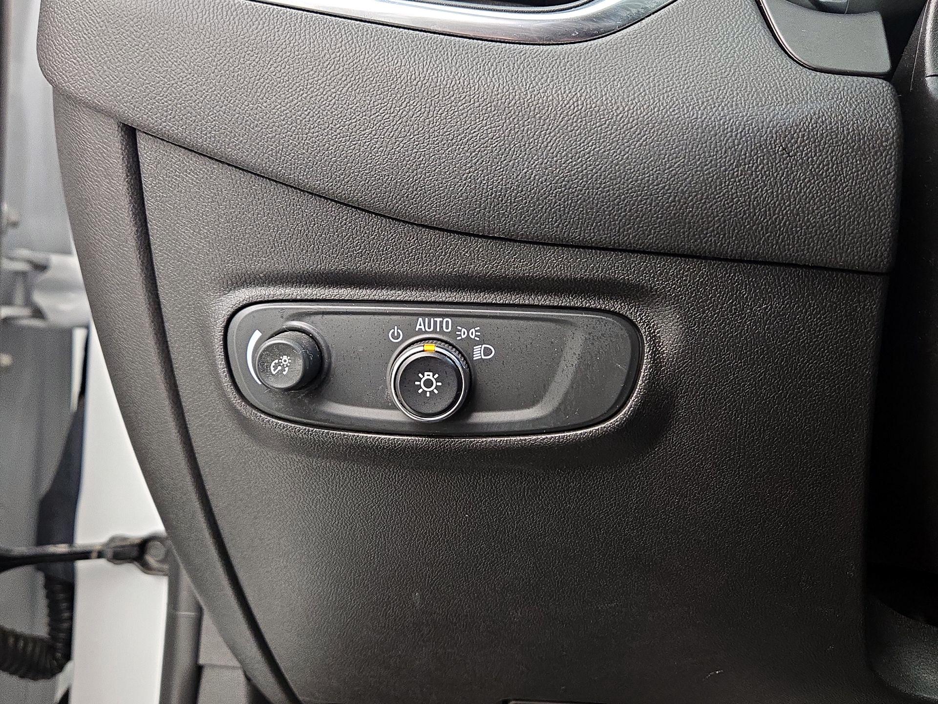 Thumbnail: 2023 Chevrolet Equinox - 13