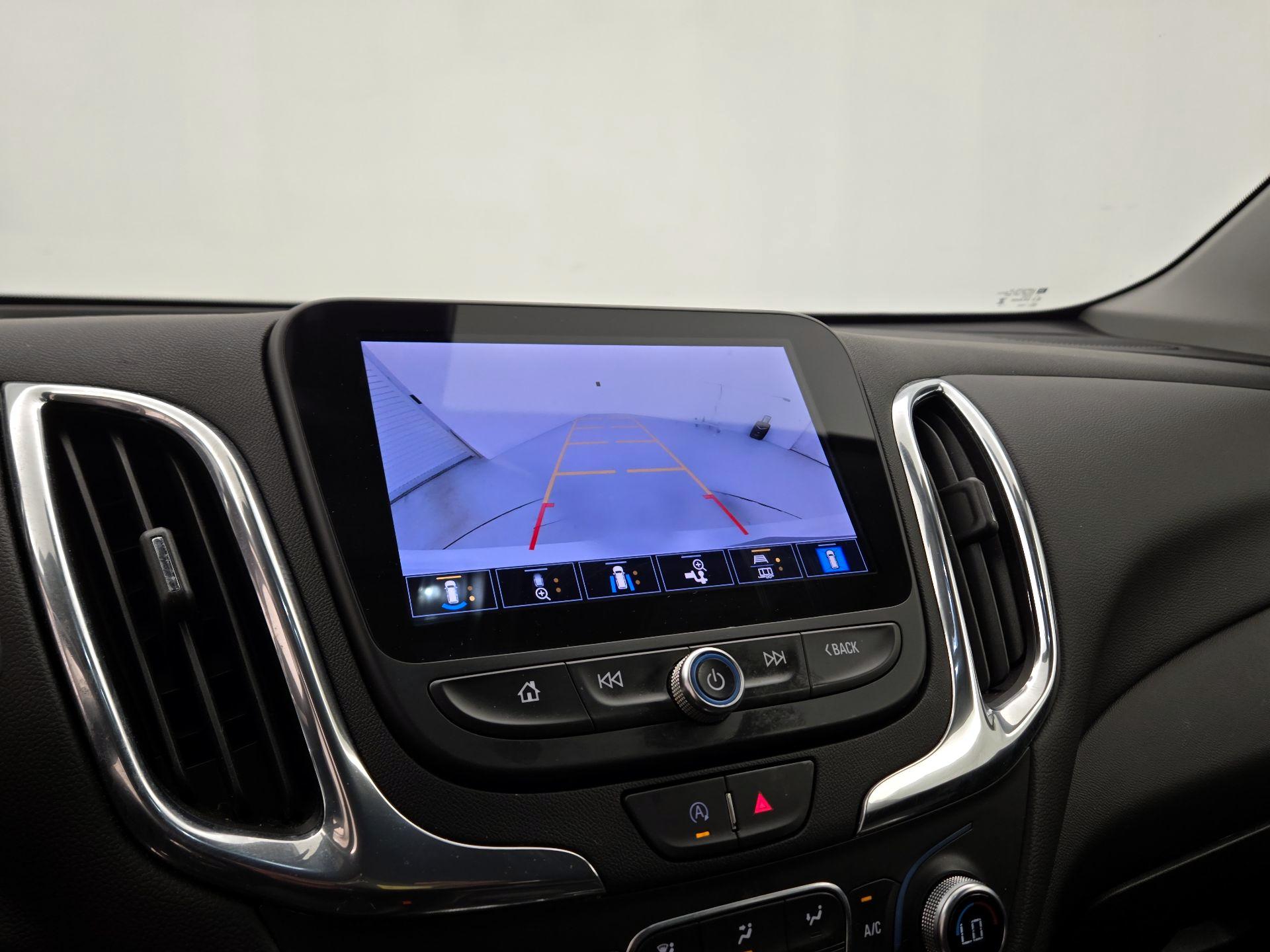 Thumbnail: 2023 Chevrolet Equinox - 14