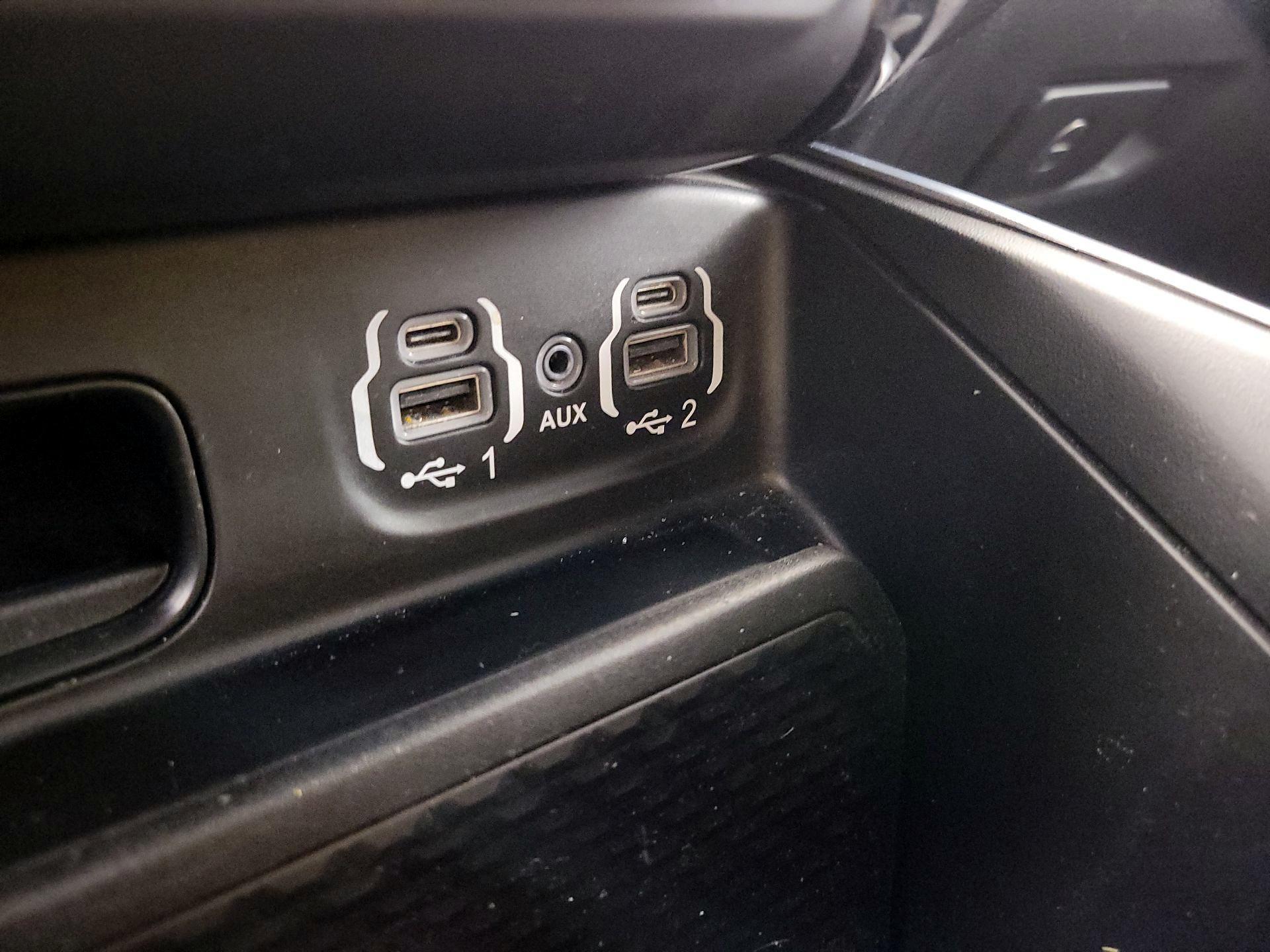 Thumbnail: 2023 RAM 1500 - 19