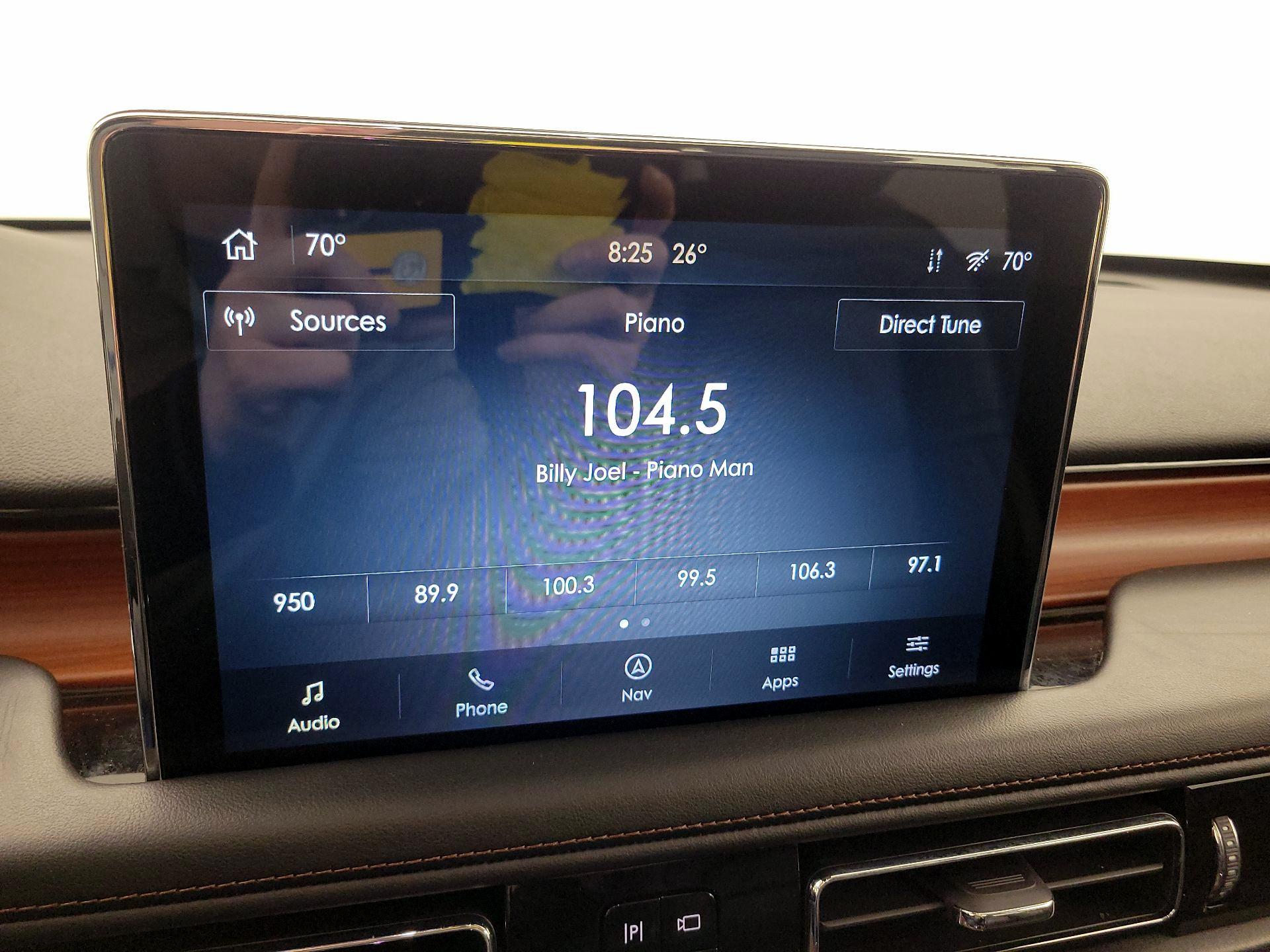 Thumbnail: 2020 Lincoln Aviator - 16