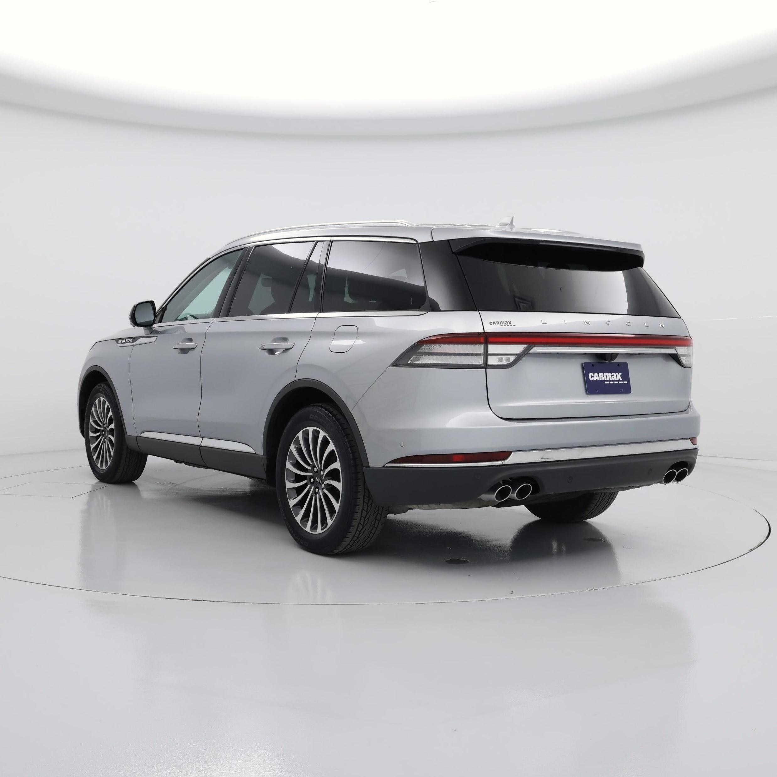 Thumbnail: 2020 Lincoln Aviator - 2
