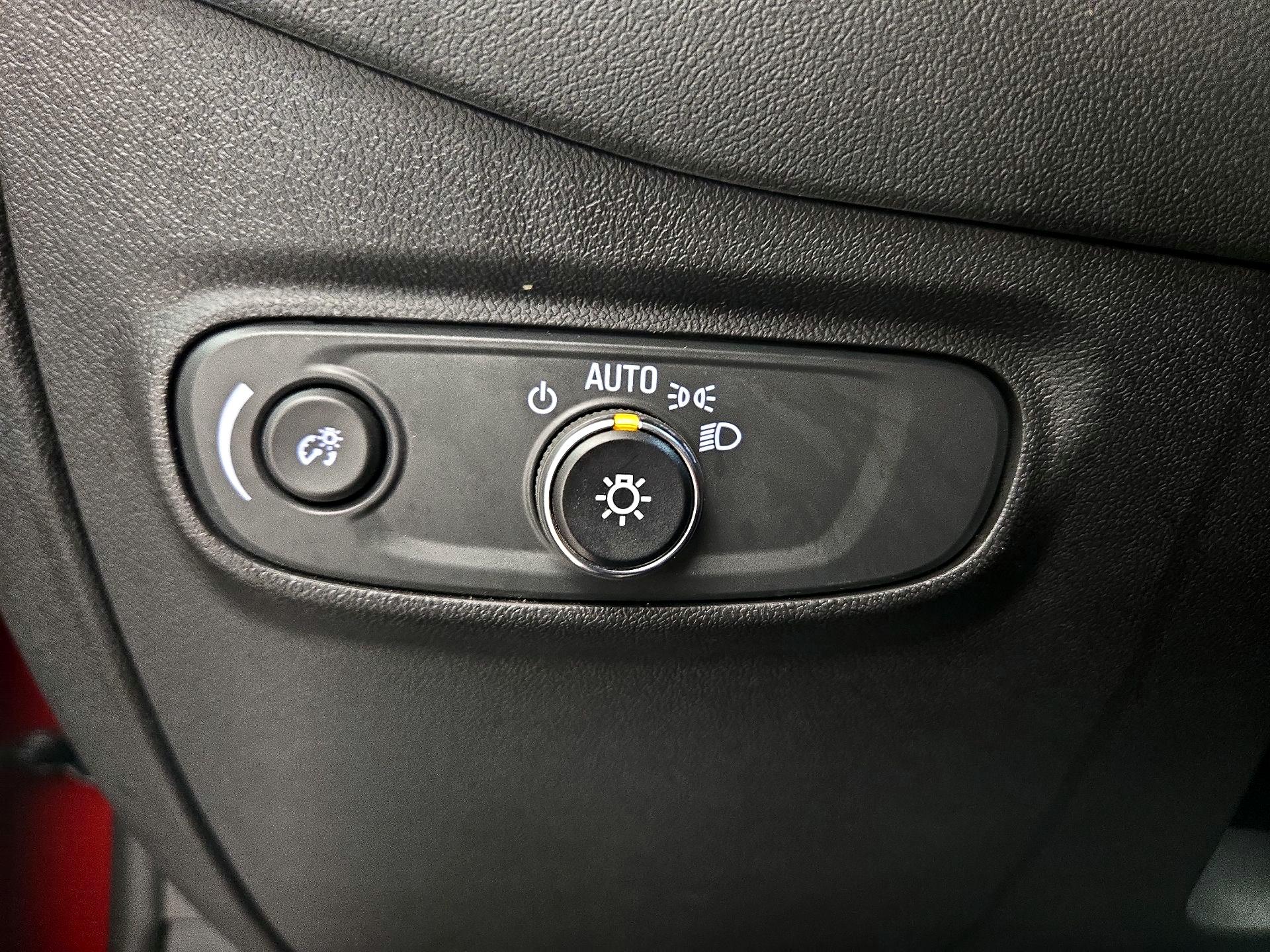 Thumbnail: 2024 Chevrolet Equinox - 13