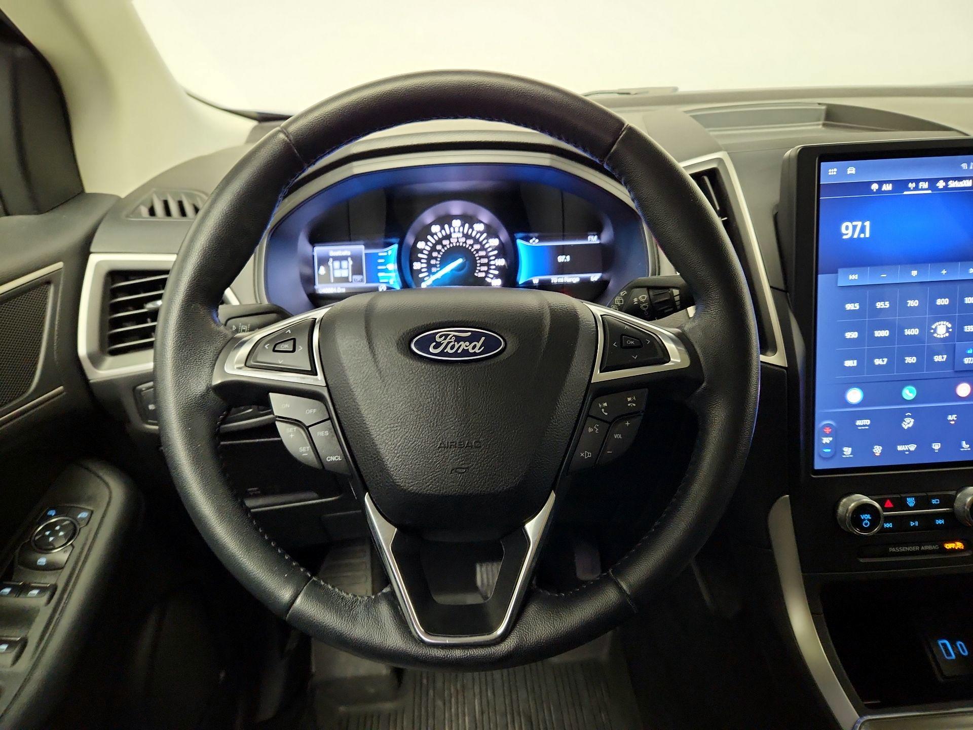 Thumbnail: 2022 Ford Edge - 10