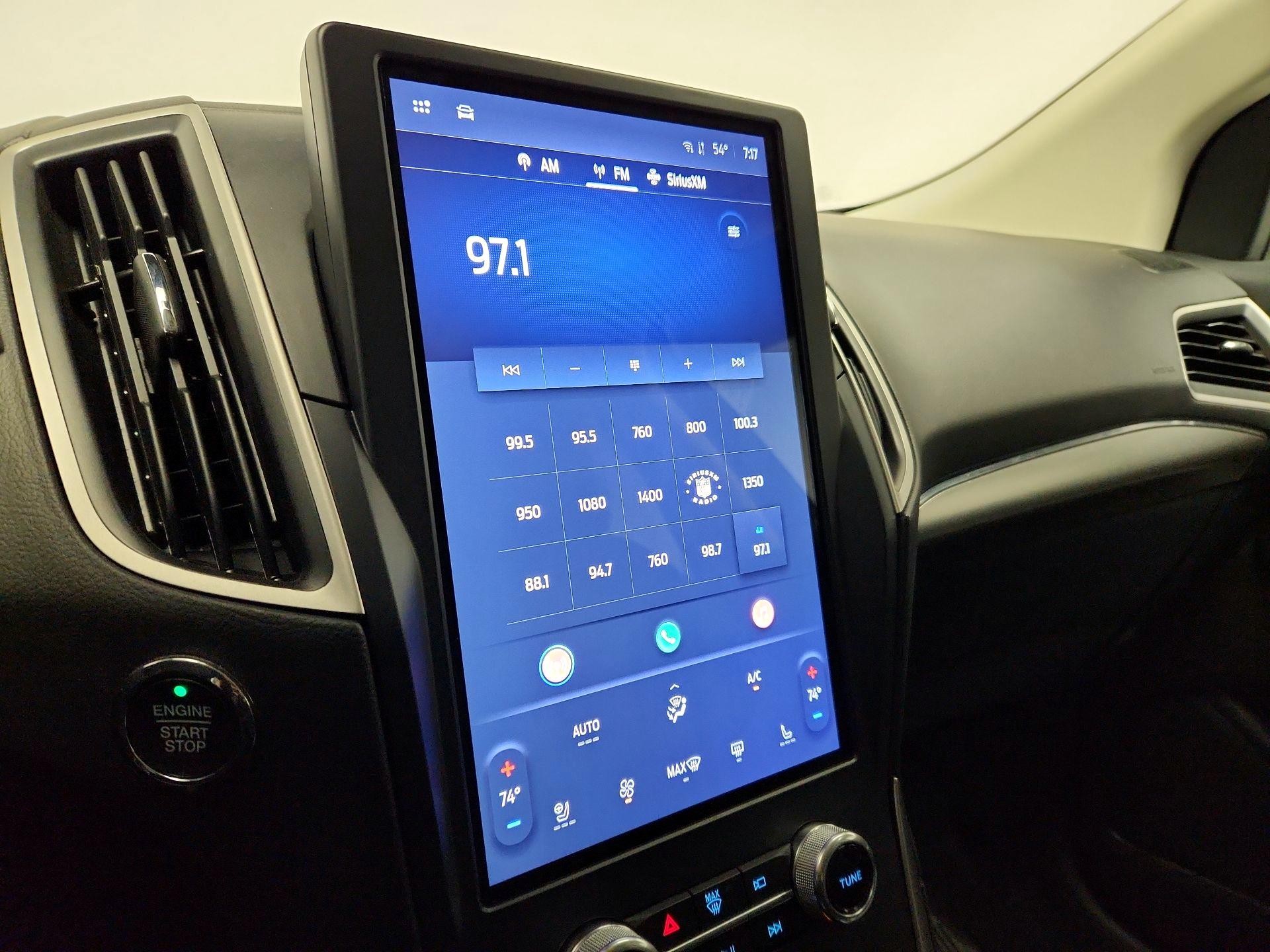 Thumbnail: 2022 Ford Edge - 15