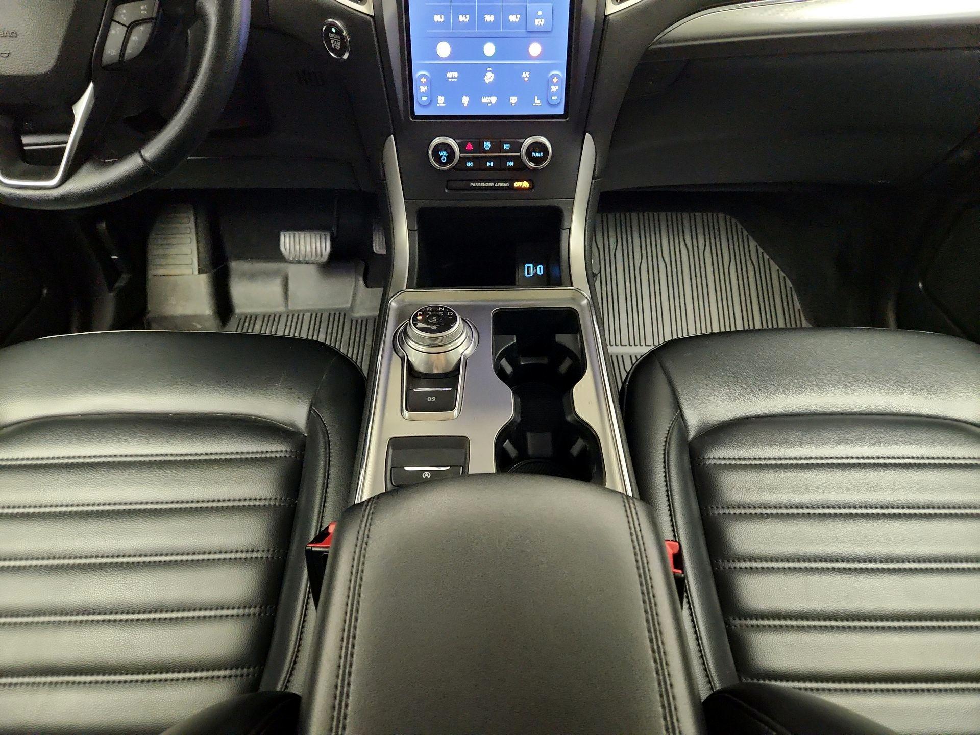 Thumbnail: 2022 Ford Edge - 17