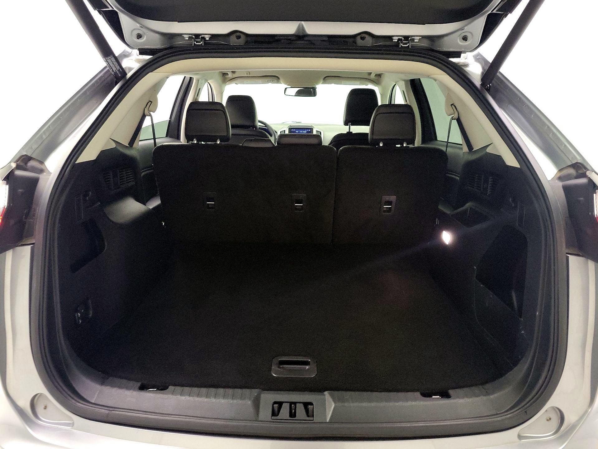 Thumbnail: 2022 Ford Edge - 20