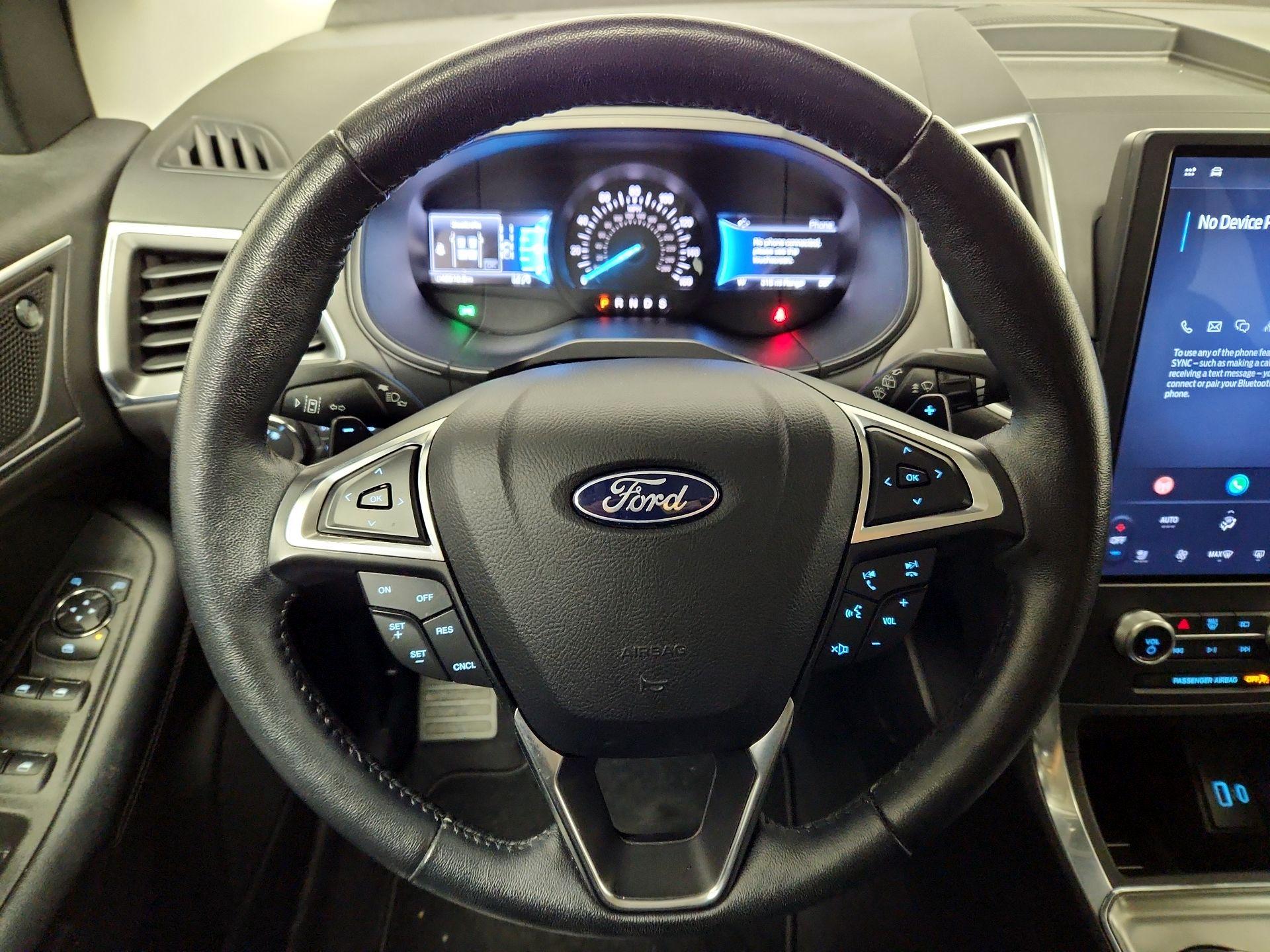 Thumbnail: 2022 Ford Edge - 10