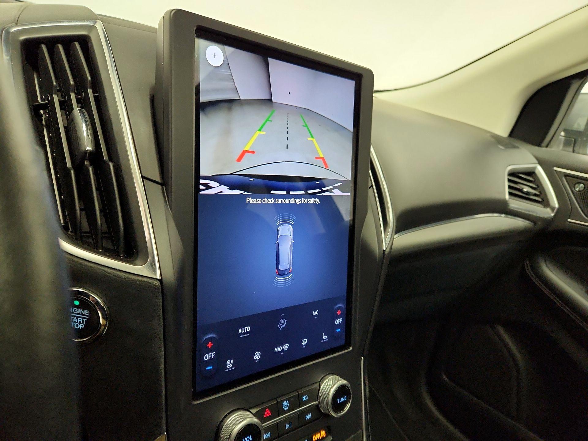 Thumbnail: 2022 Ford Edge - 14