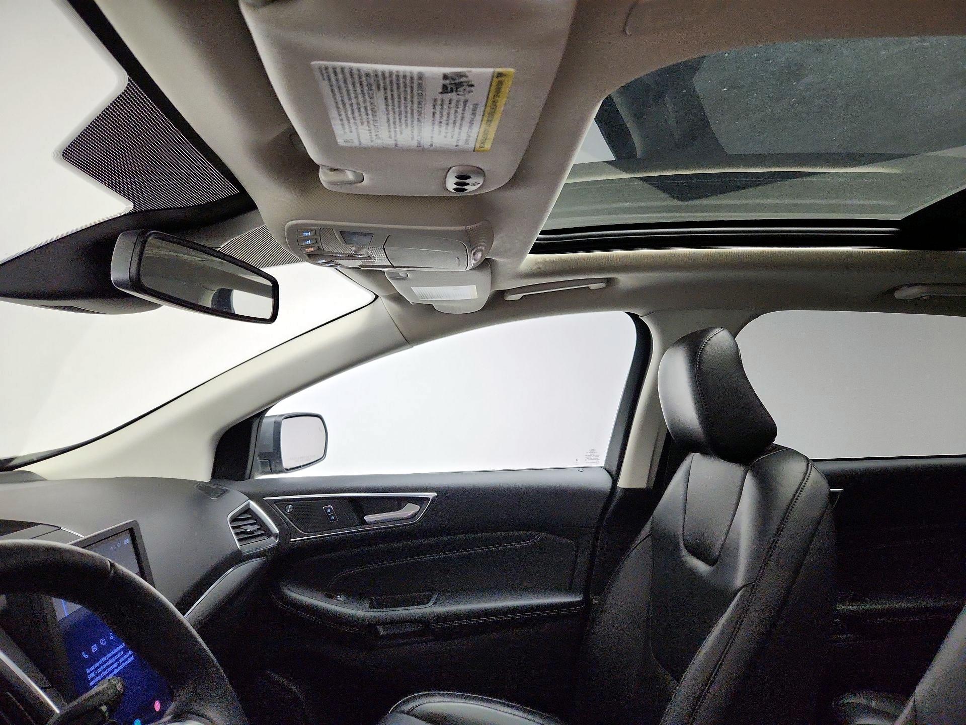 Thumbnail: 2022 Ford Edge - 19