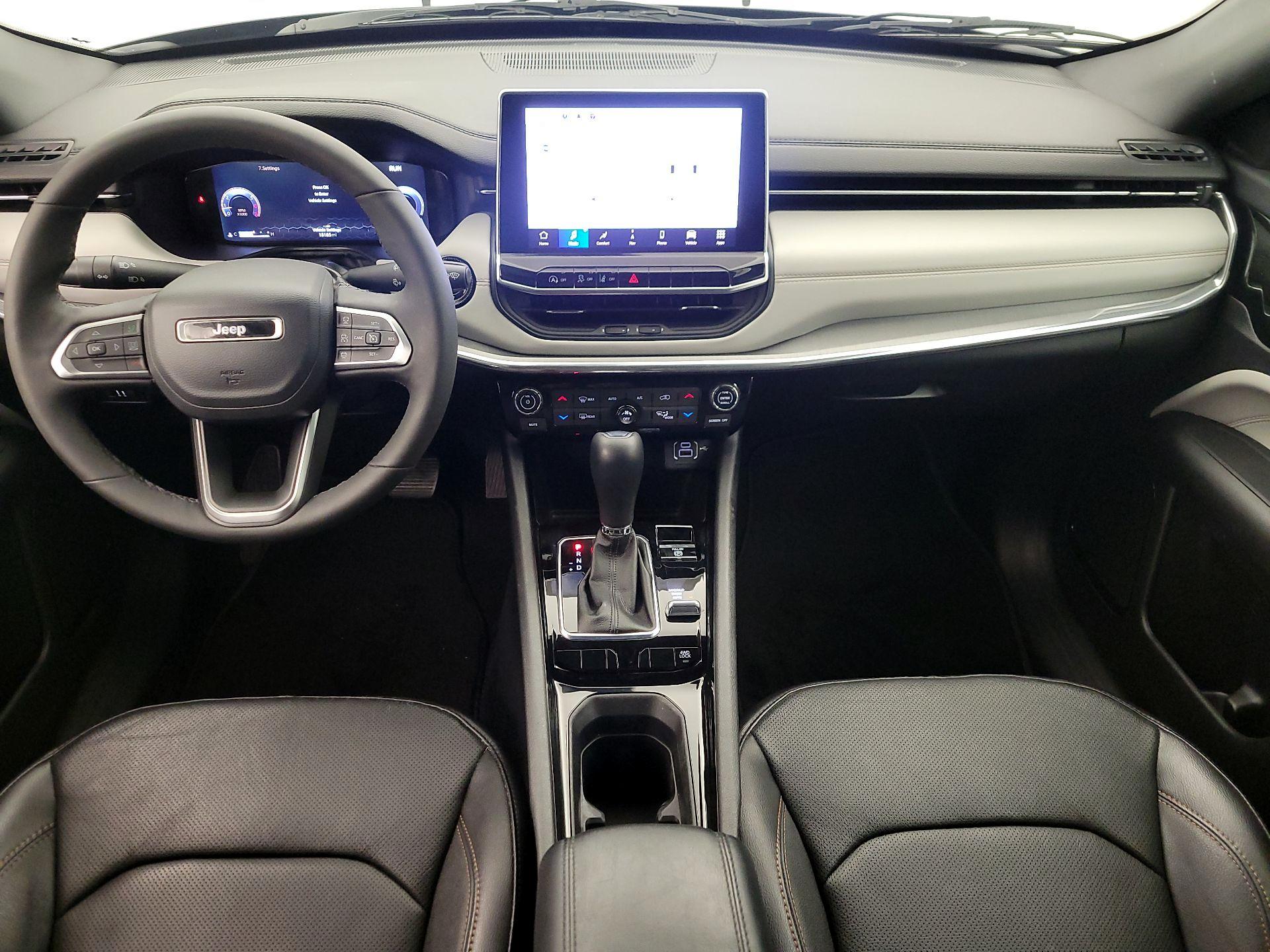 Thumbnail: 2023 Jeep Compass - 9