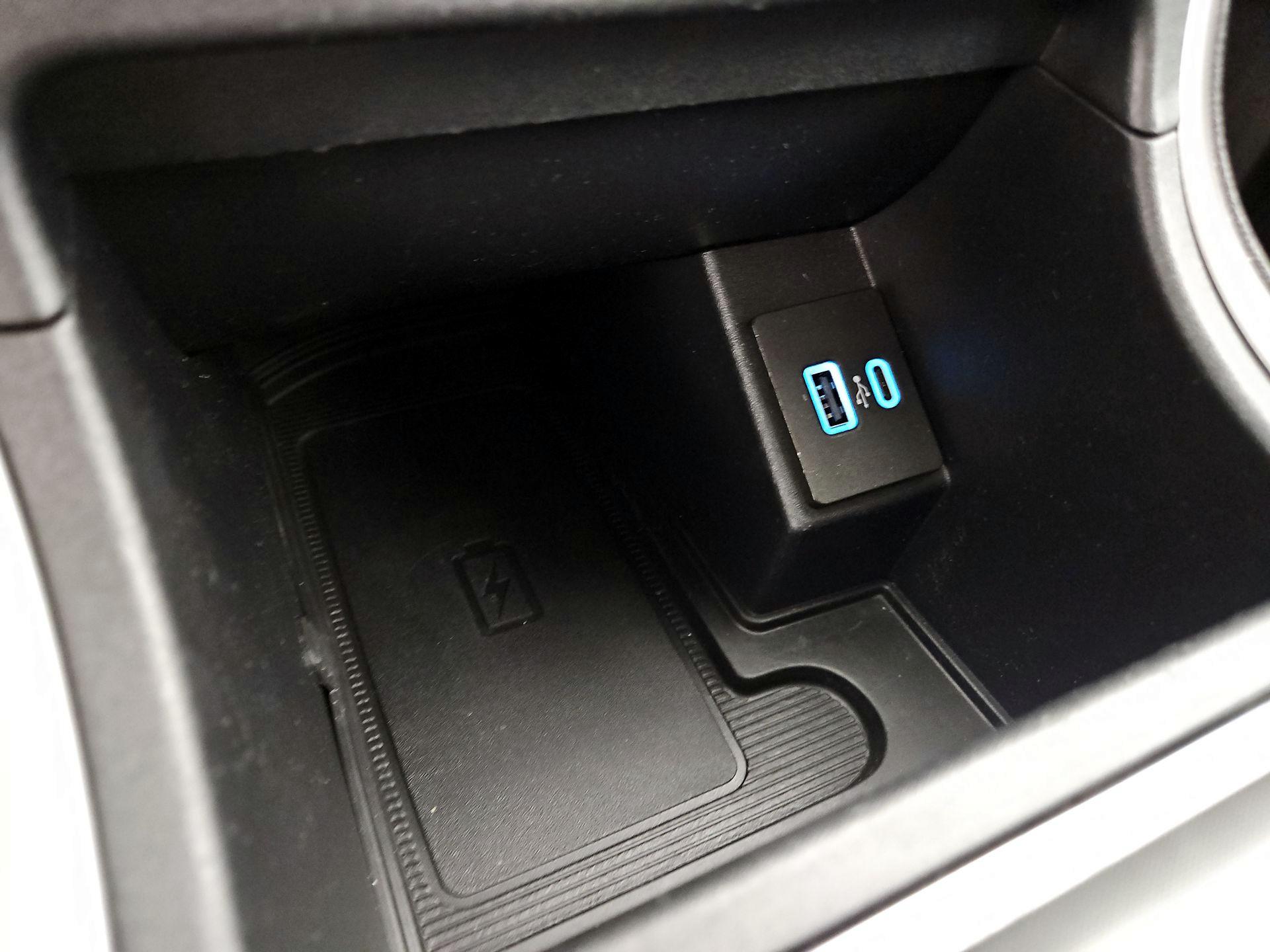 Thumbnail: 2022 Ford Edge - 18