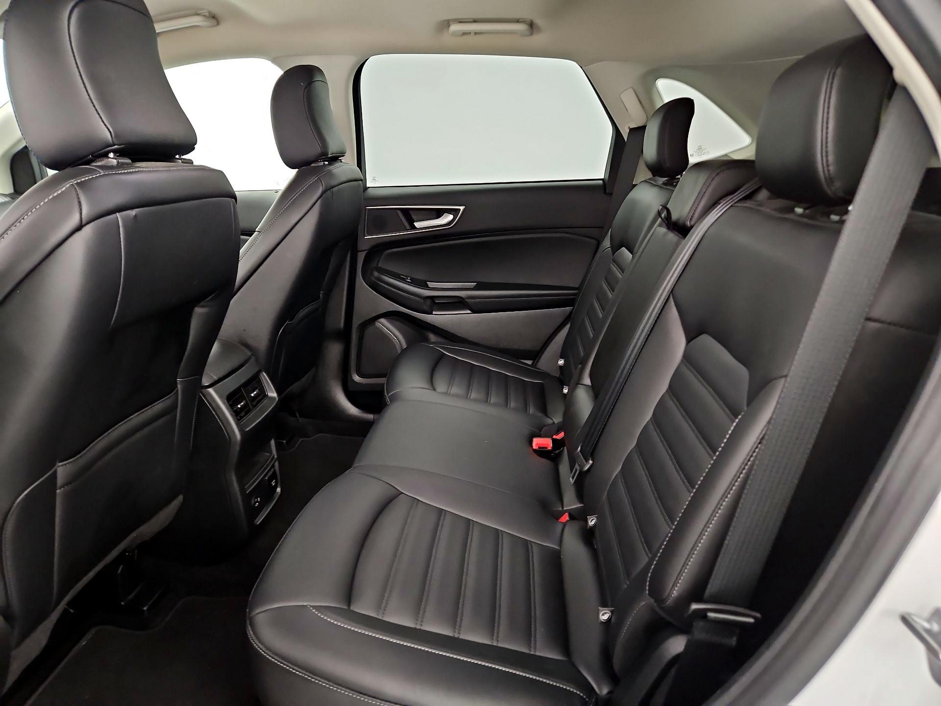 Thumbnail: 2022 Ford Edge - 19