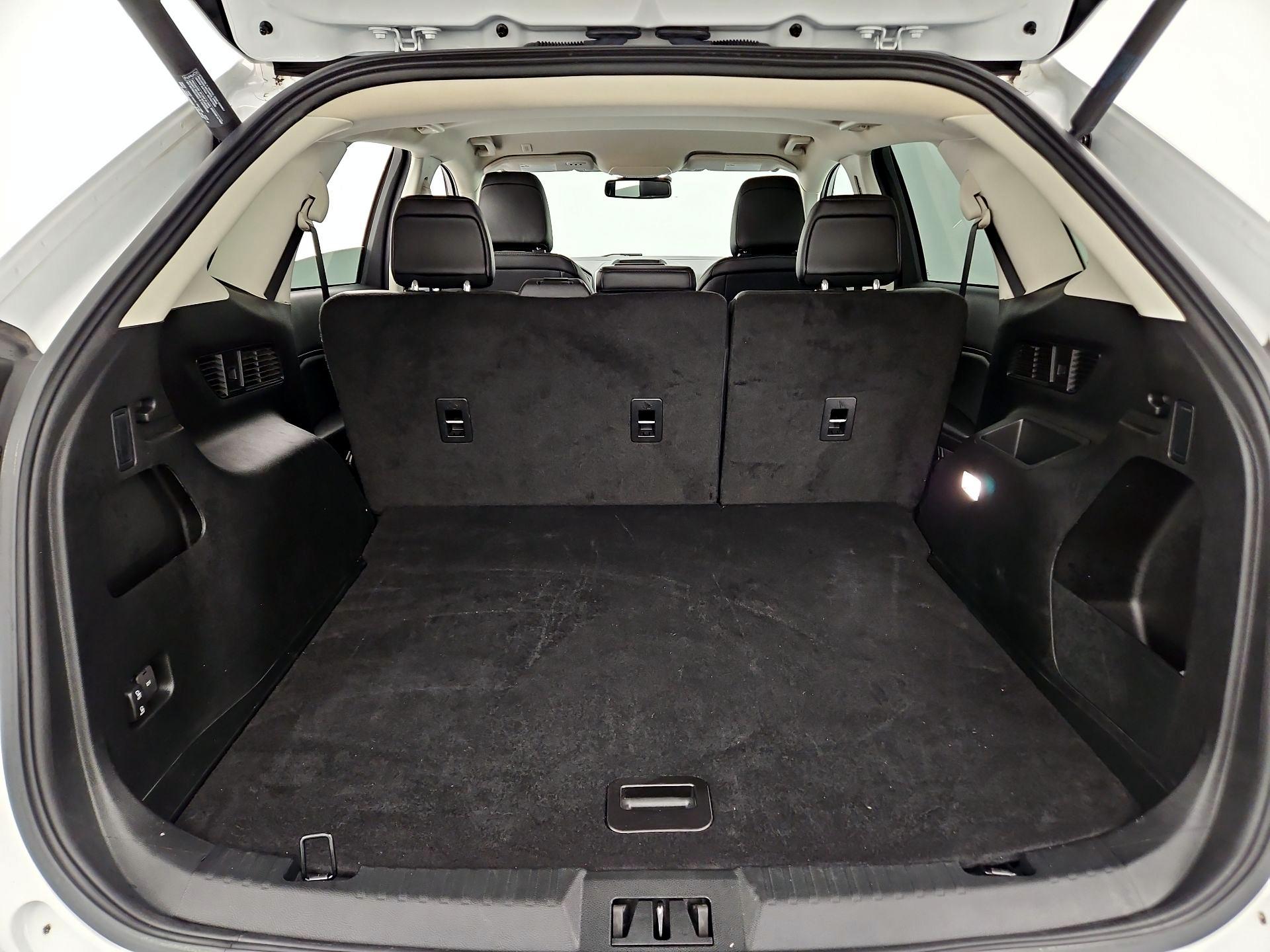 Thumbnail: 2022 Ford Edge - 20