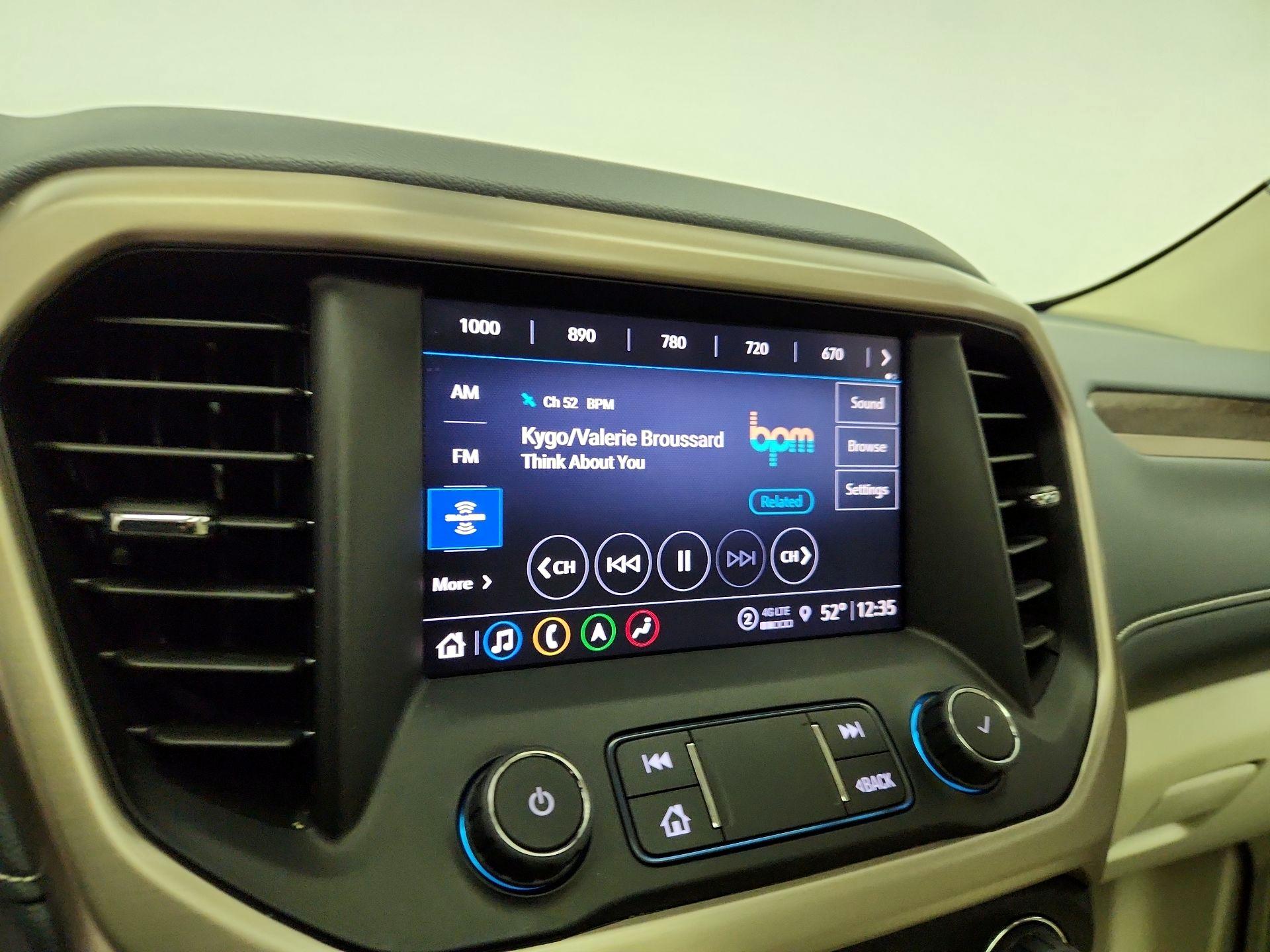 Thumbnail: 2023 GMC Acadia - 16