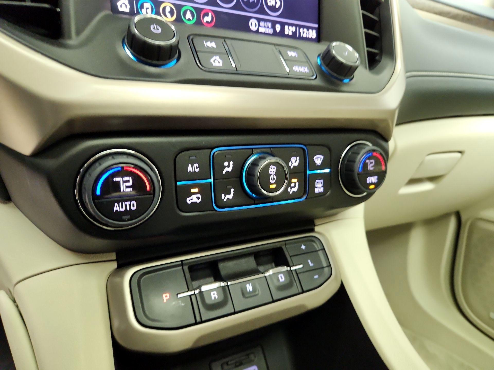 Thumbnail: 2023 GMC Acadia - 17