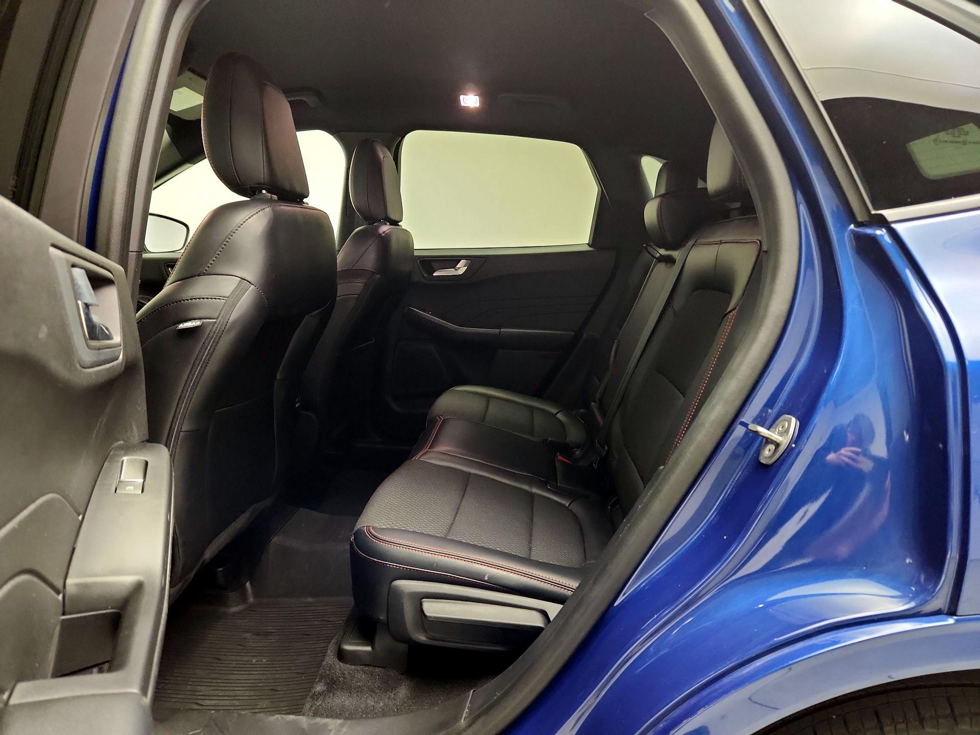 Thumbnail: 2023 Ford Escape - 20