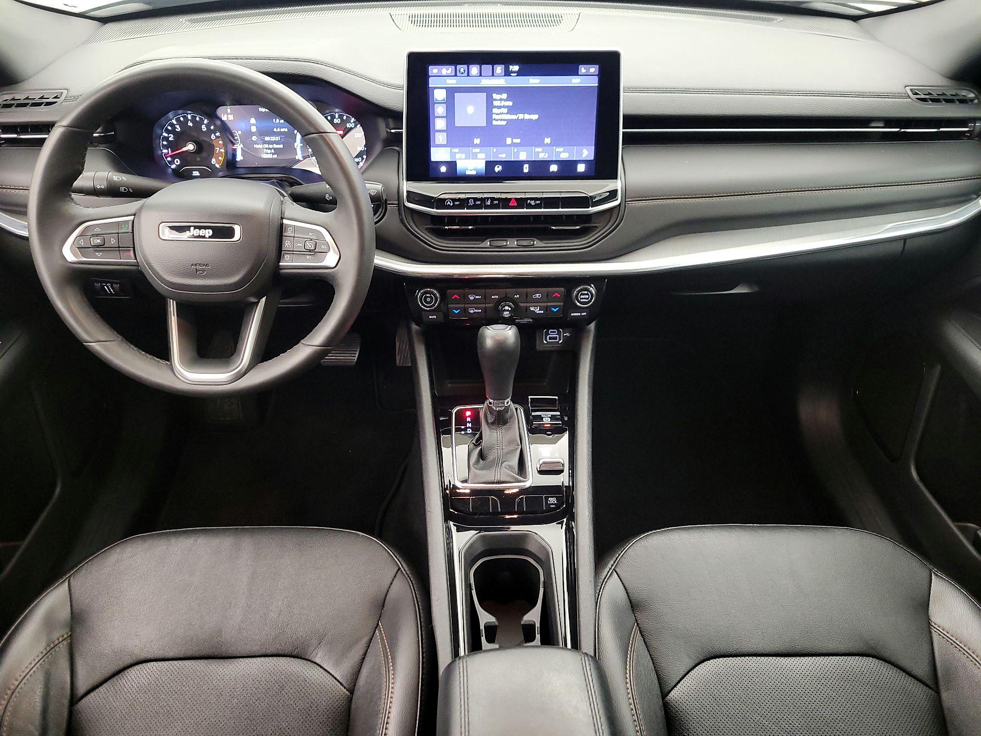 Thumbnail: 2023 Jeep Compass - 9