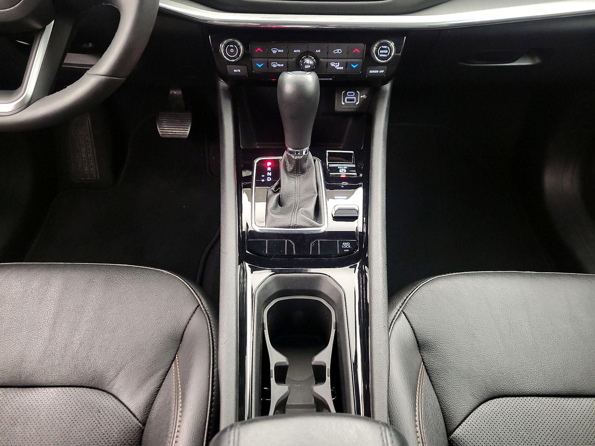 Thumbnail: 2023 Jeep Compass - 17