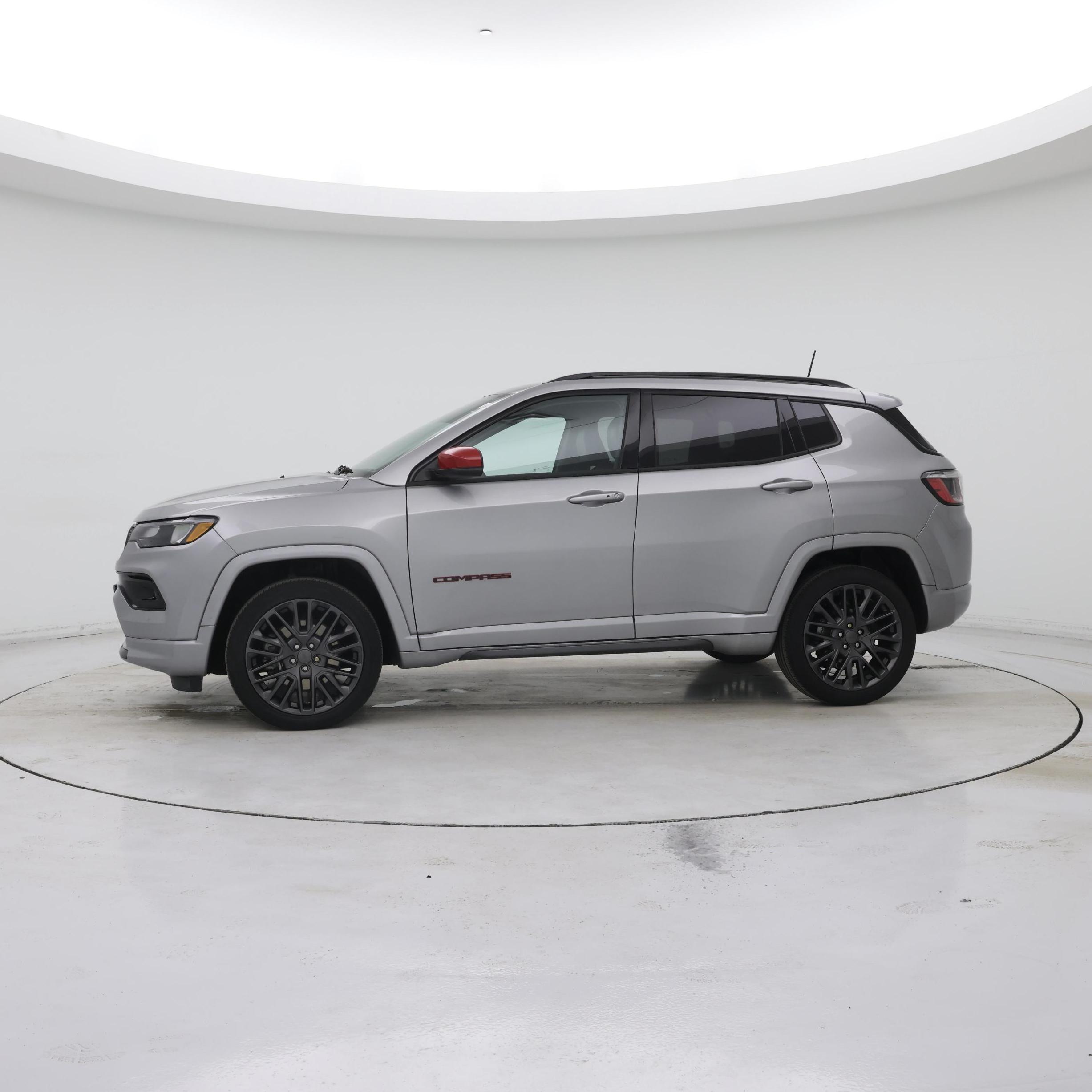Thumbnail: 2023 Jeep Compass - 3