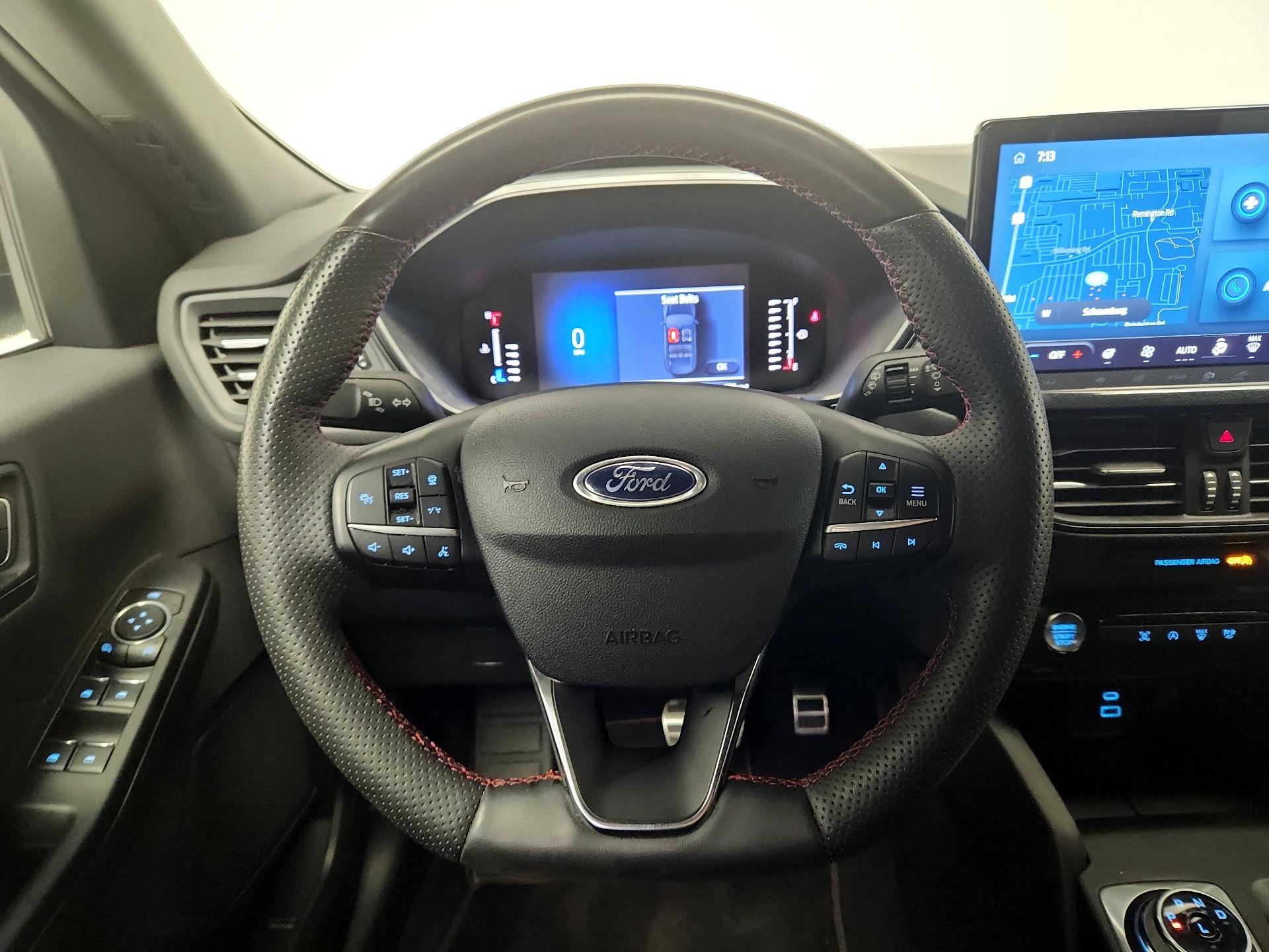 Thumbnail: 2023 Ford Escape - 10