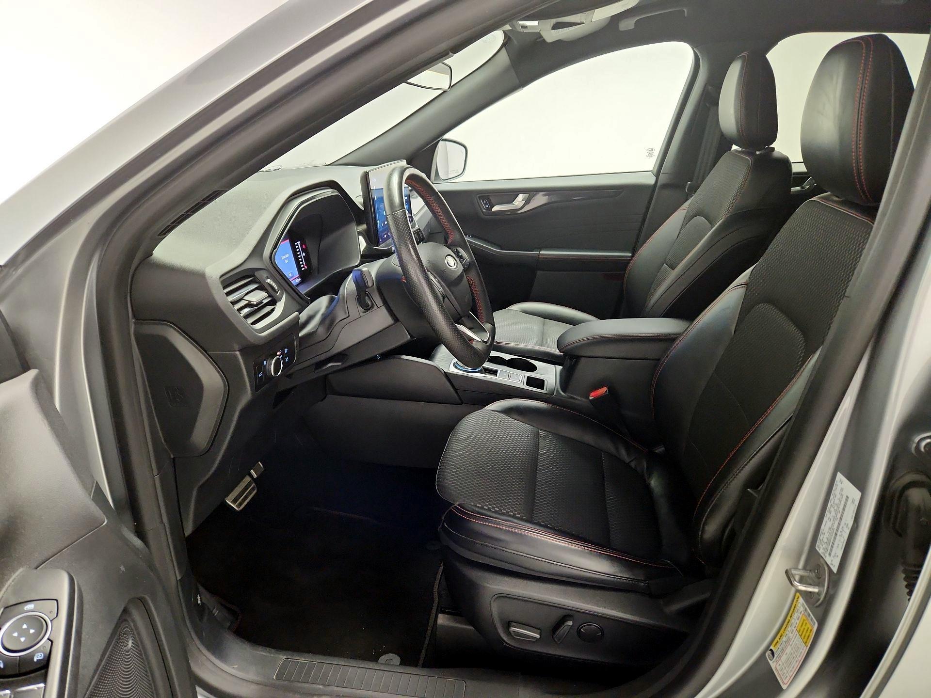 Thumbnail: 2023 Ford Escape - 11