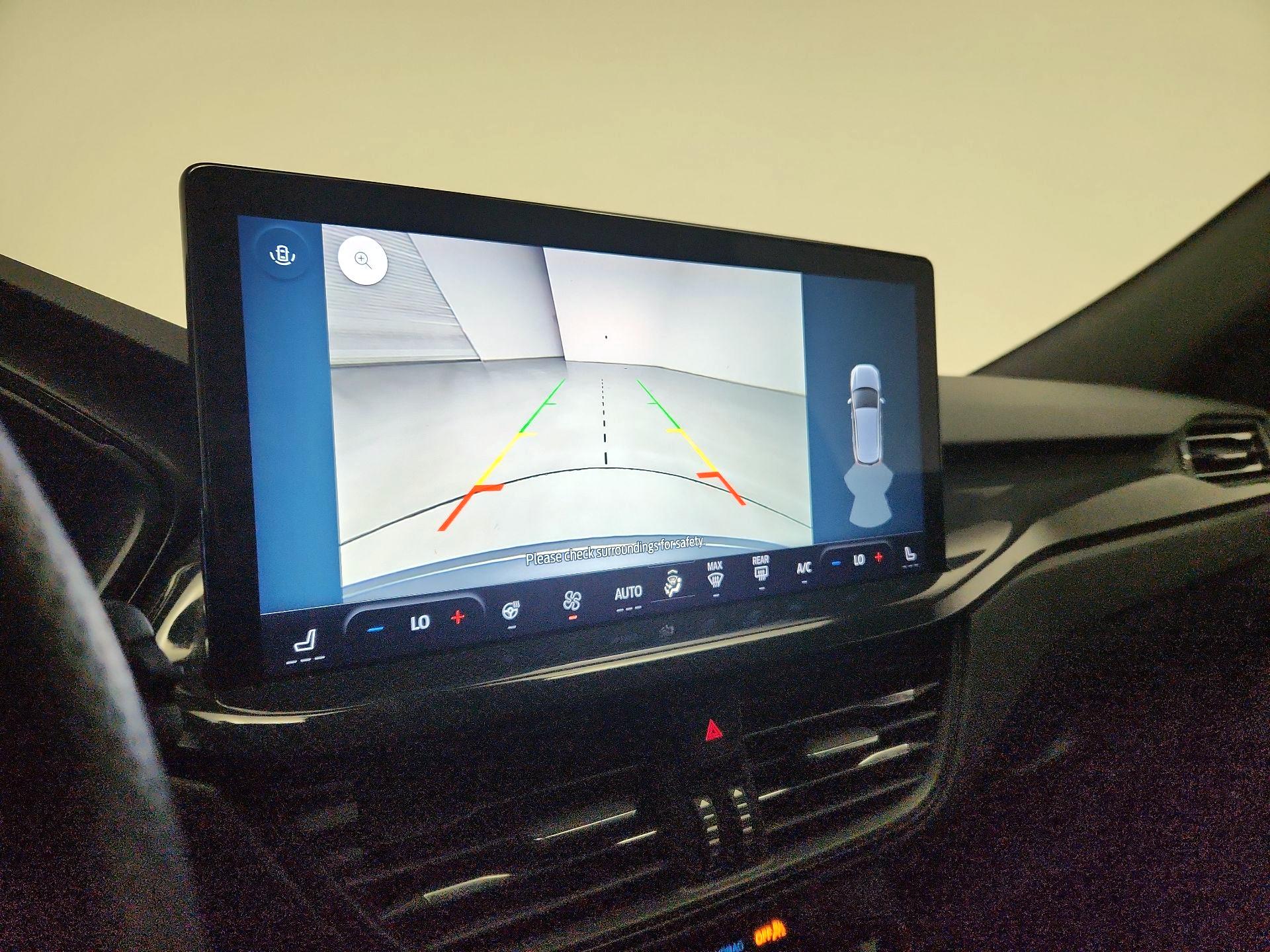 Thumbnail: 2023 Ford Escape - 15