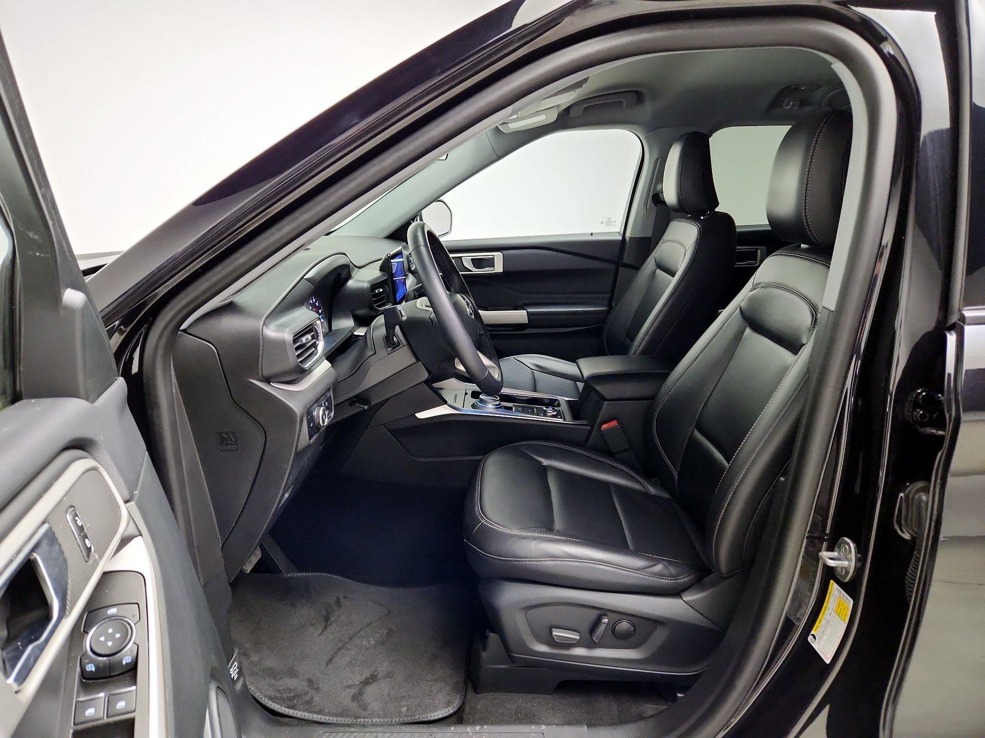 Thumbnail: 2023 Ford Explorer - 11