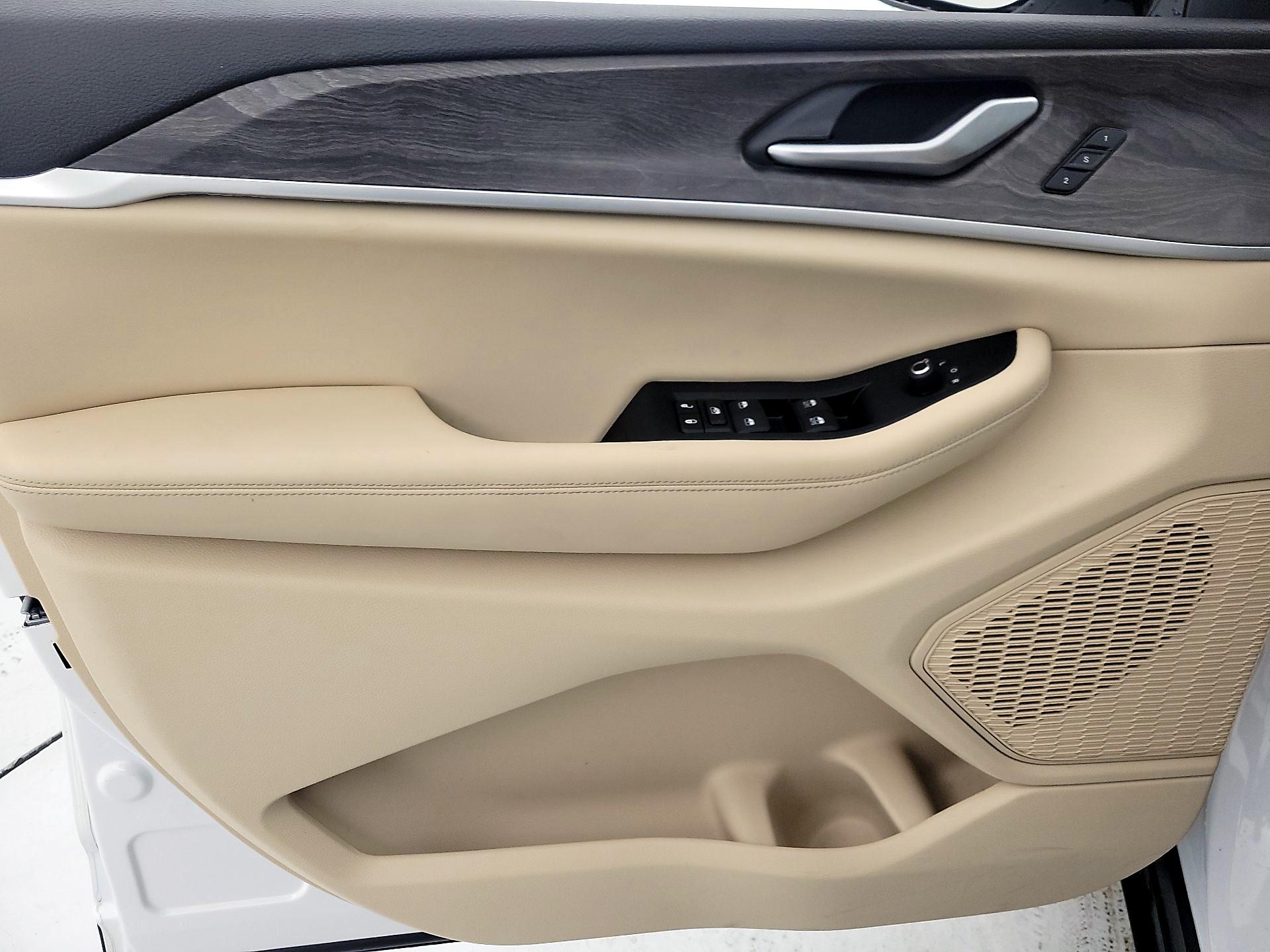 Thumbnail: 2024 Jeep Grand Cherokee - 12