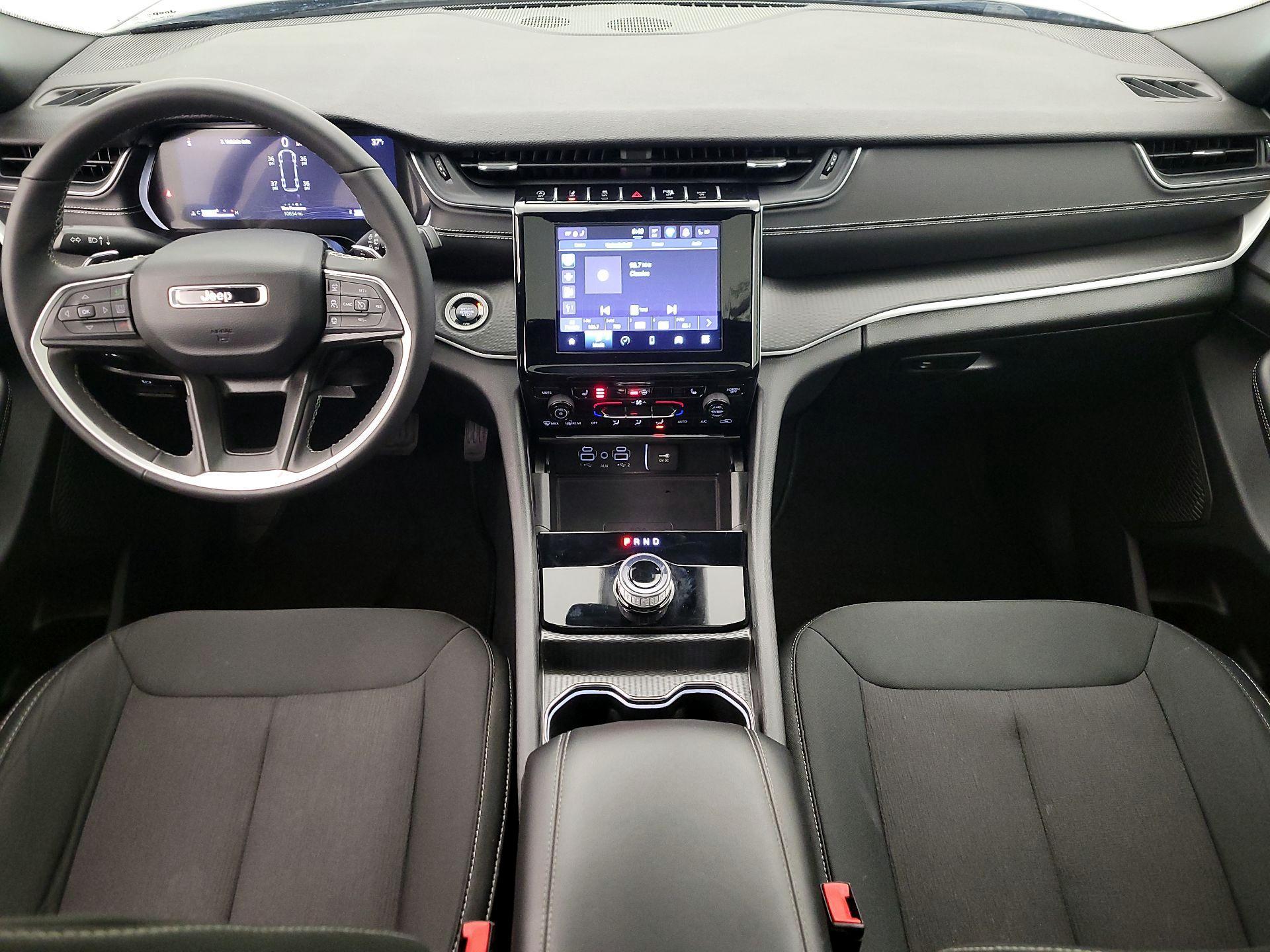 Thumbnail: 2024 Jeep Grand Cherokee L - 9