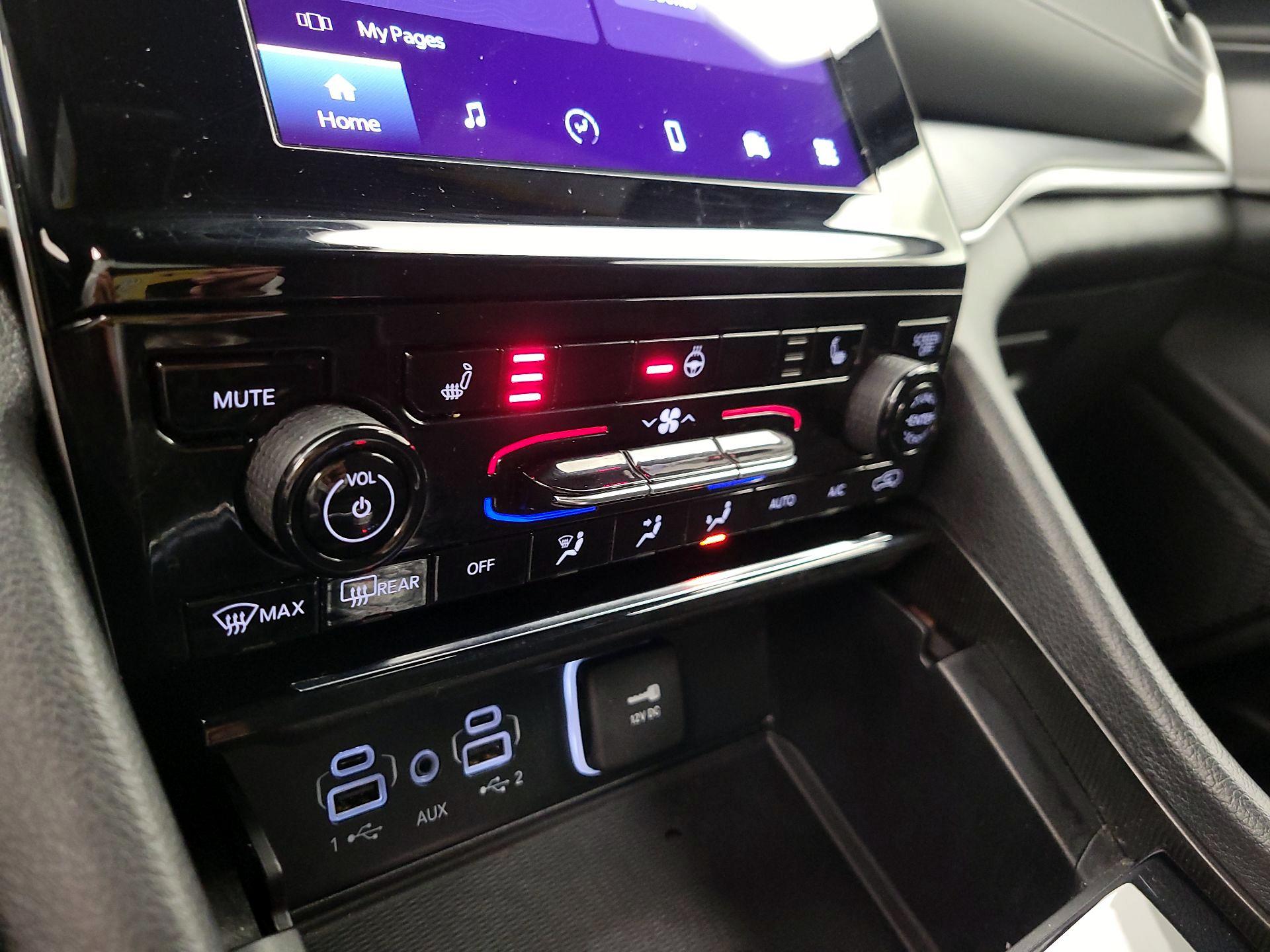 Thumbnail: 2024 Jeep Grand Cherokee L - 16