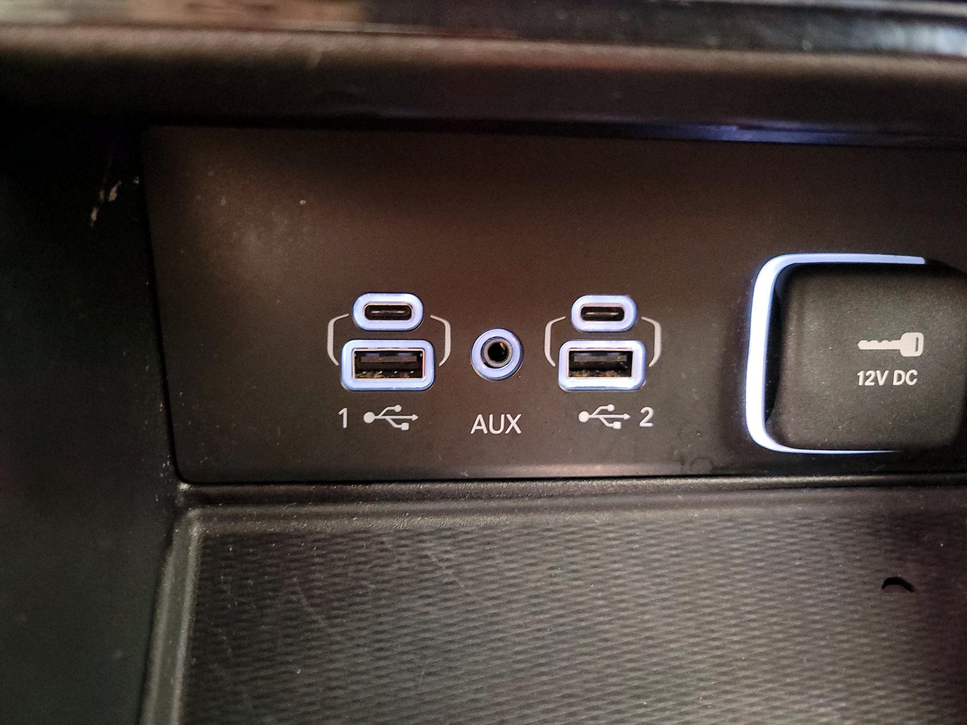 Thumbnail: 2024 Jeep Grand Cherokee L - 18