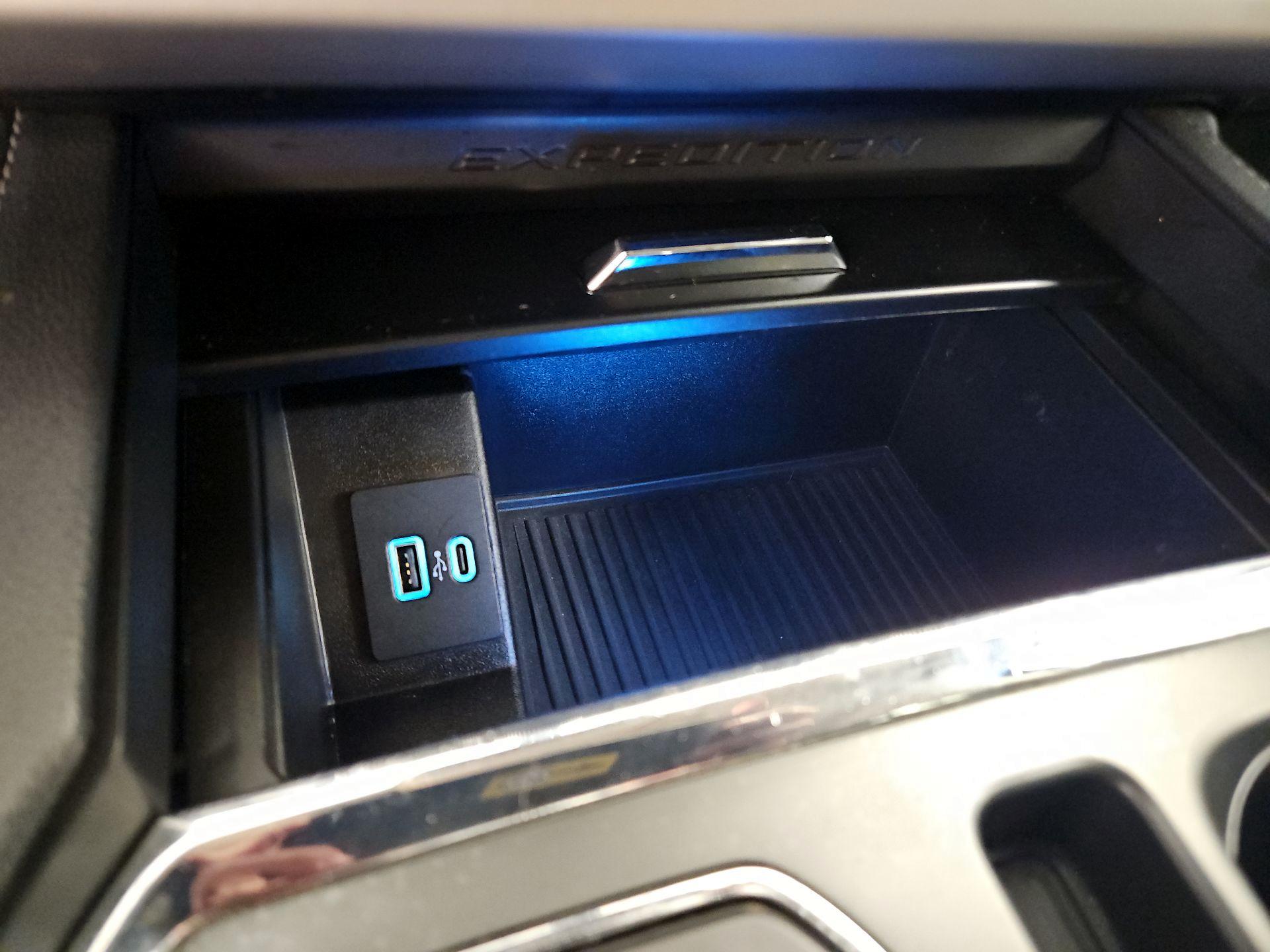 Thumbnail: 2023 Ford Expedition MAX - 19