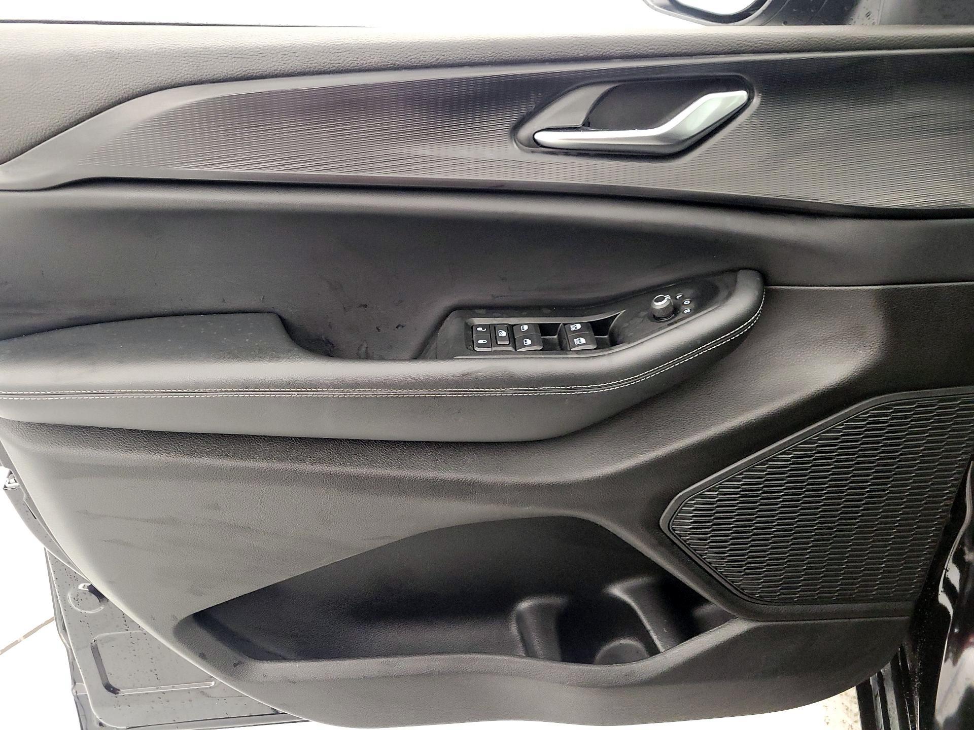 Thumbnail: 2023 Jeep Grand Cherokee - 12