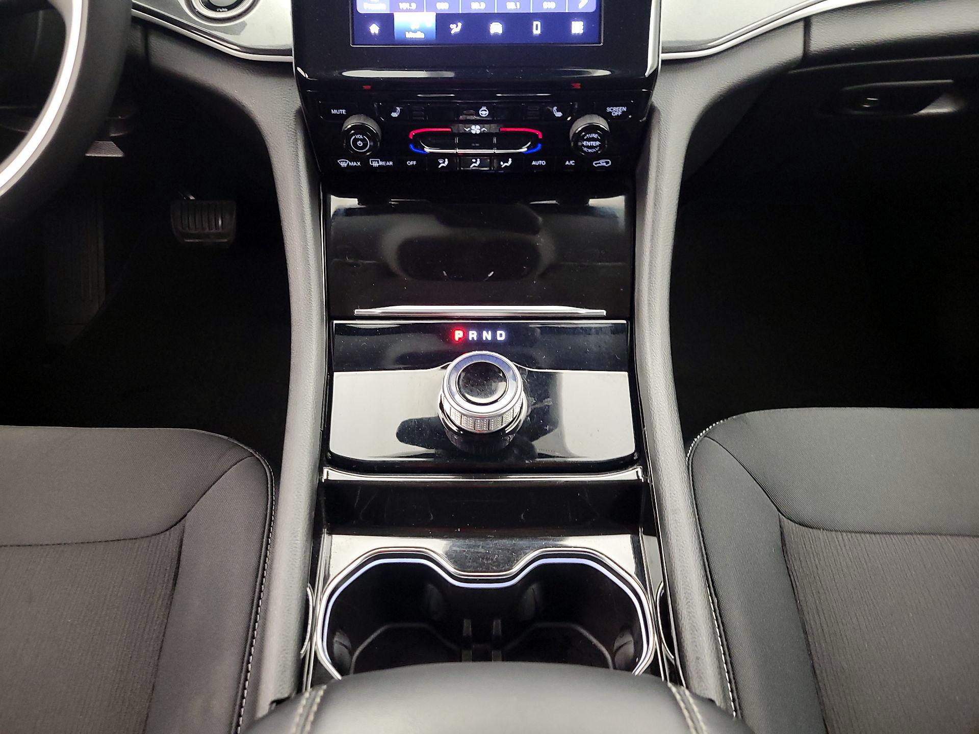 Thumbnail: 2023 Jeep Grand Cherokee - 17